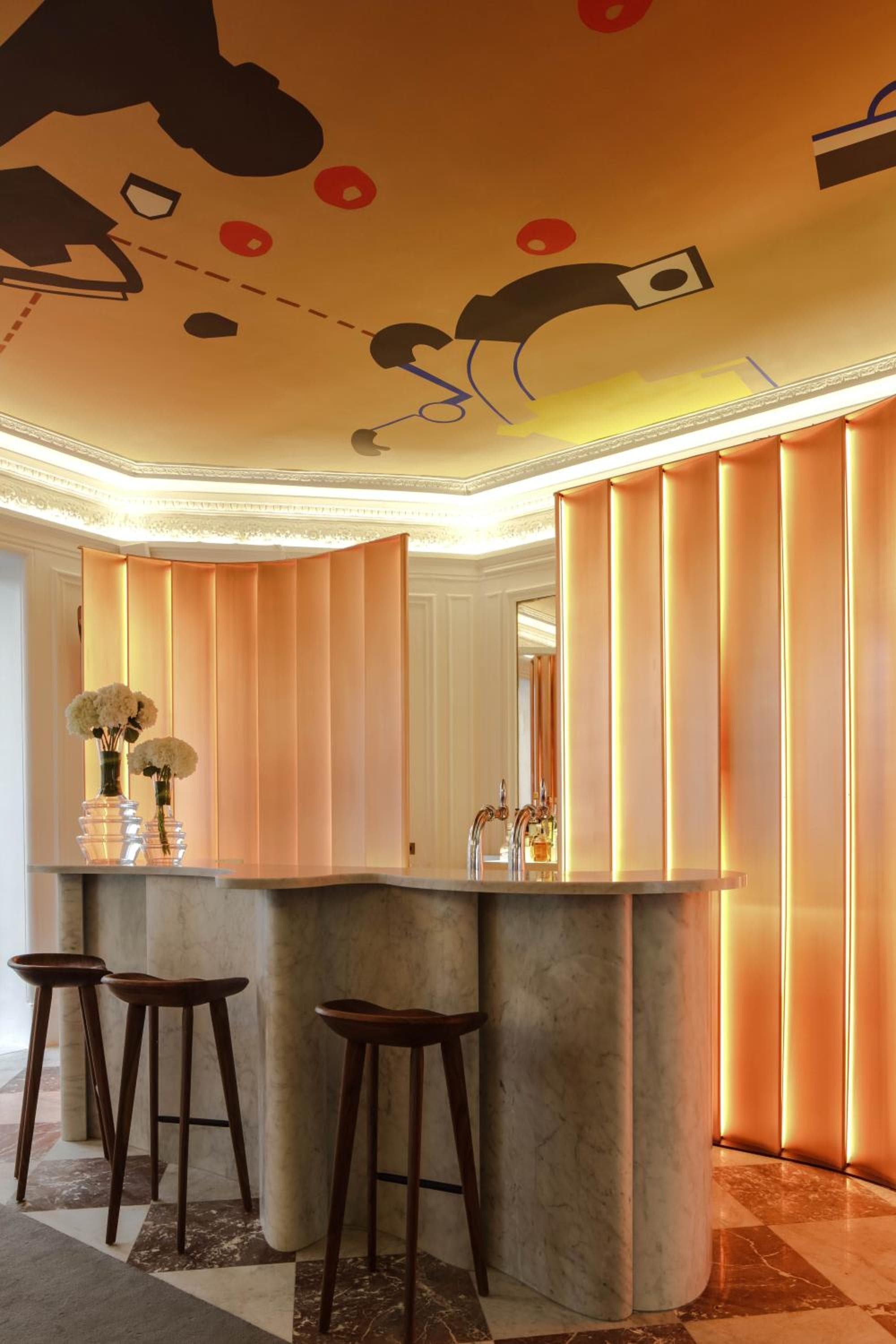 Hotel Vernet Champs Elysées Parigi — 12