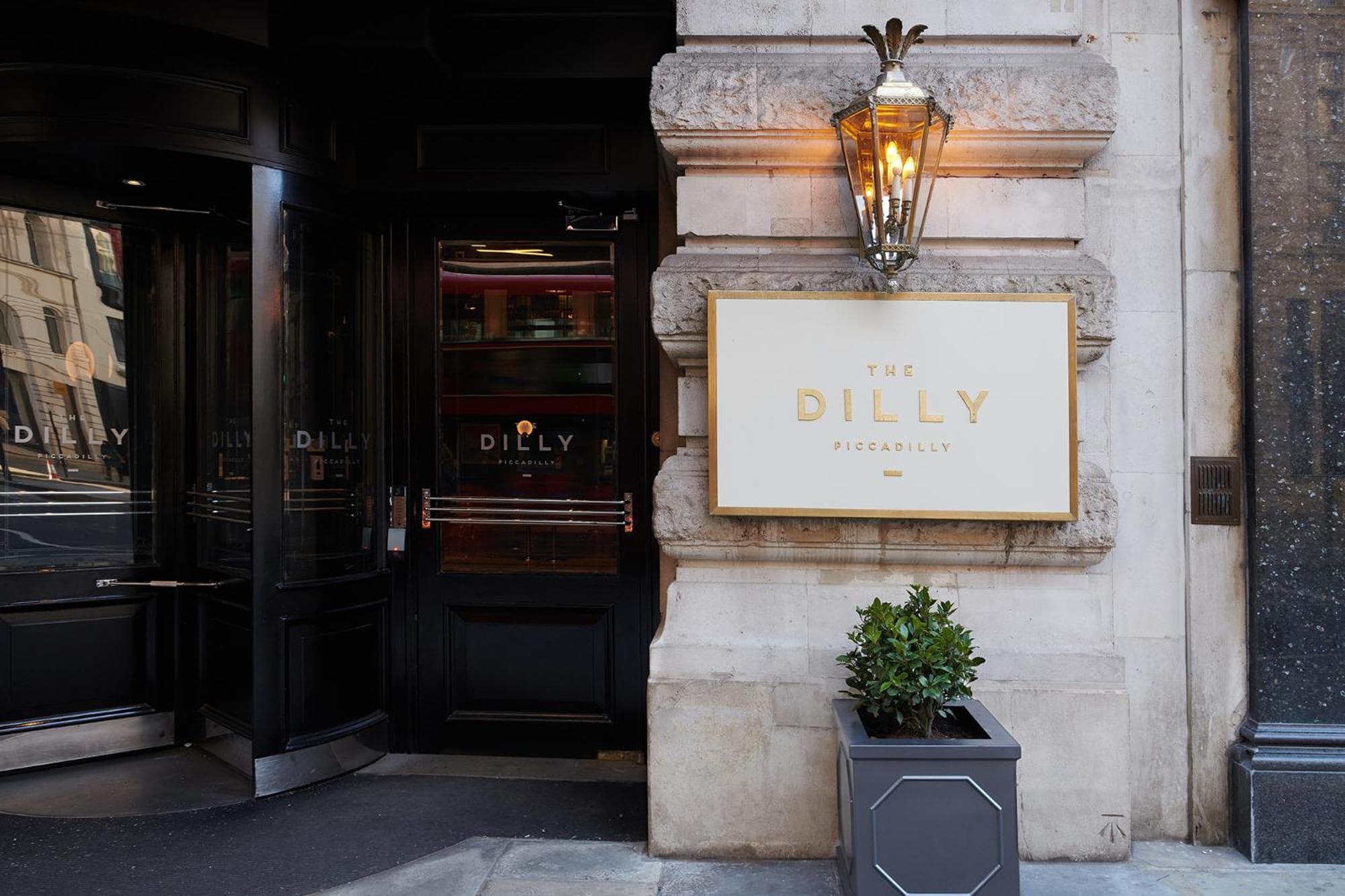 The Dilly hotel, 21 Piccadilly, London, United Kingdom — photo 18