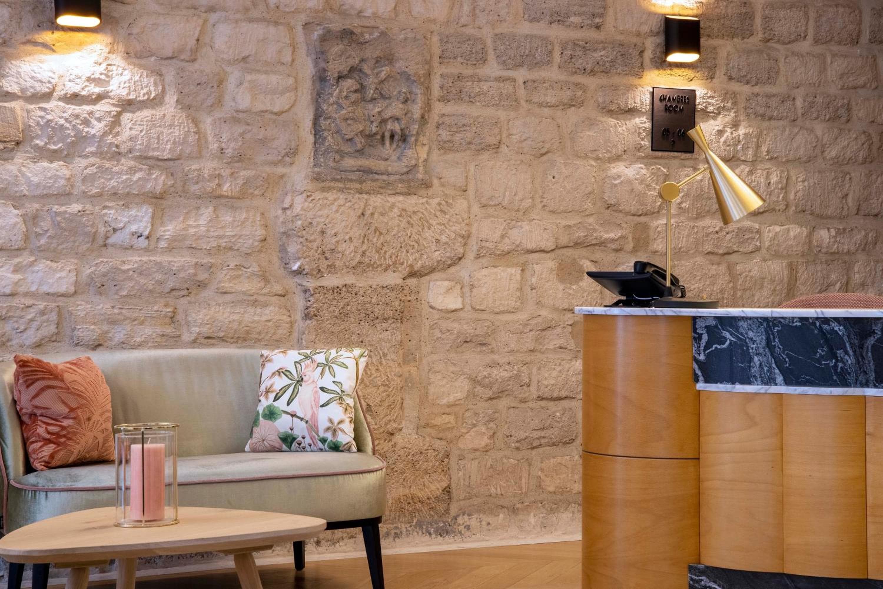Hotel des Arts Montmartre — 13