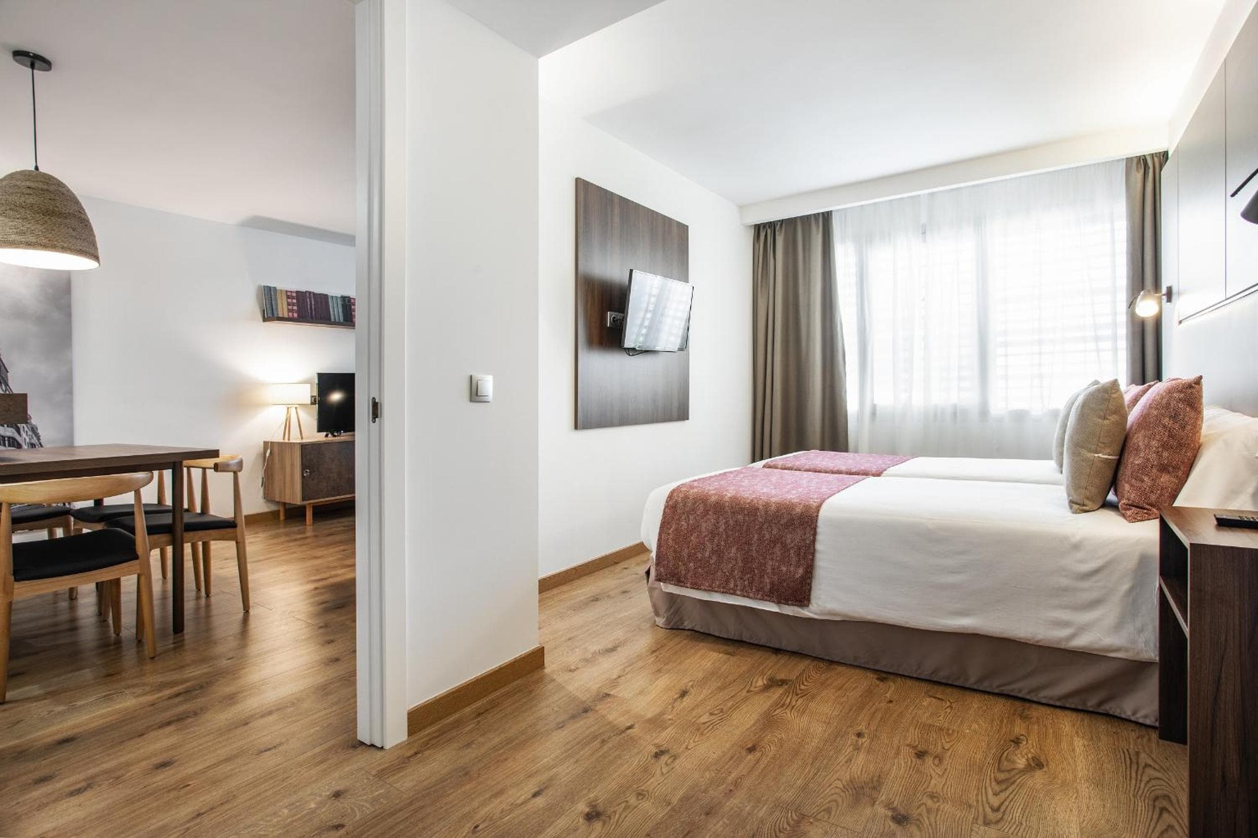 Pierre & Vacances Apartamentos Edificio Eurobuilding 2 — 21