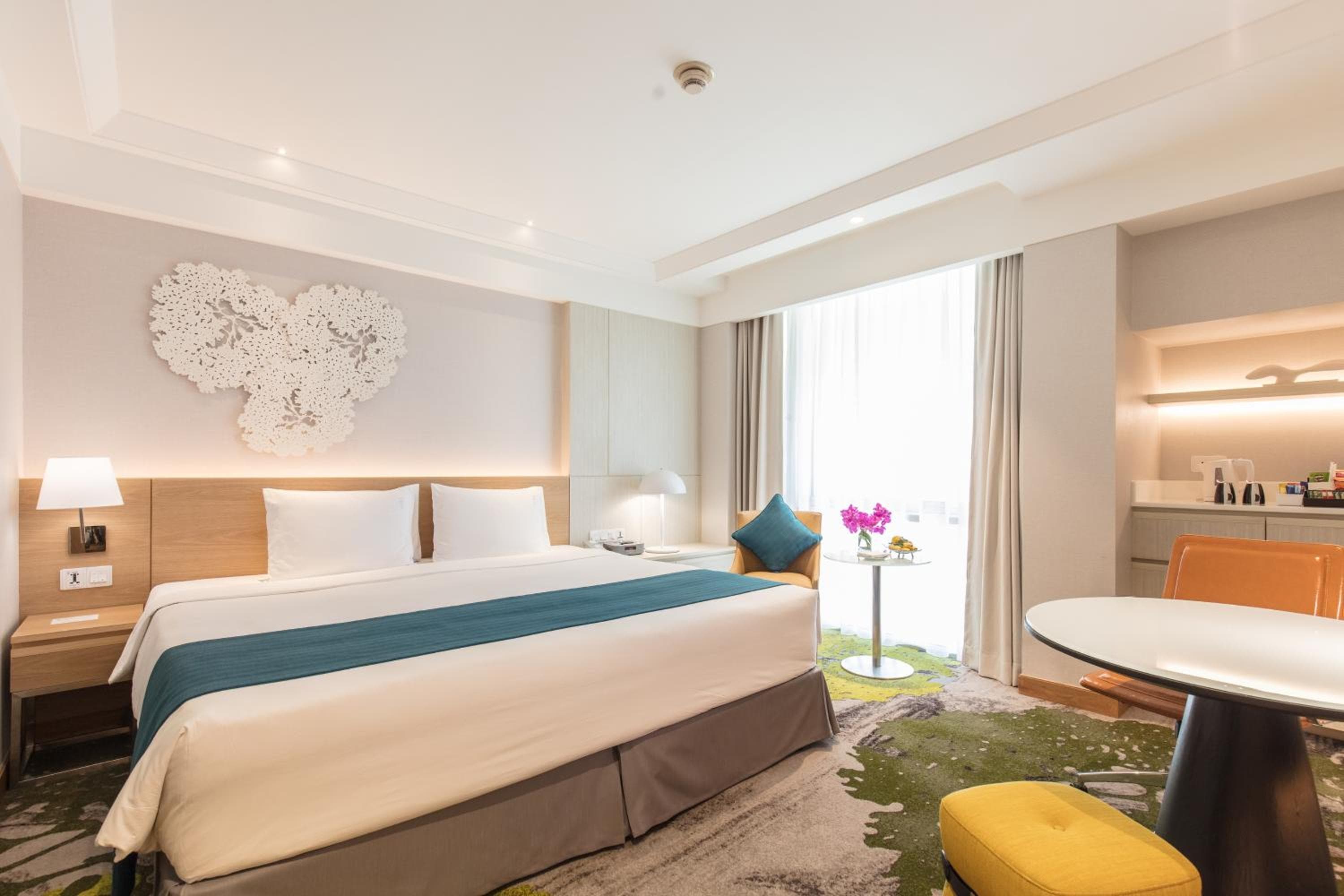 Holiday Inn Bangkok by IHG — 10