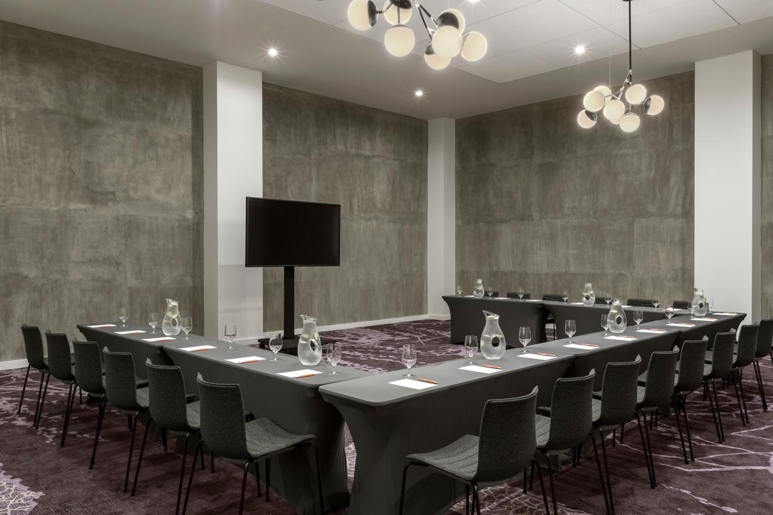 Kimpton Everly Hotel Hollywood by IHG — 10