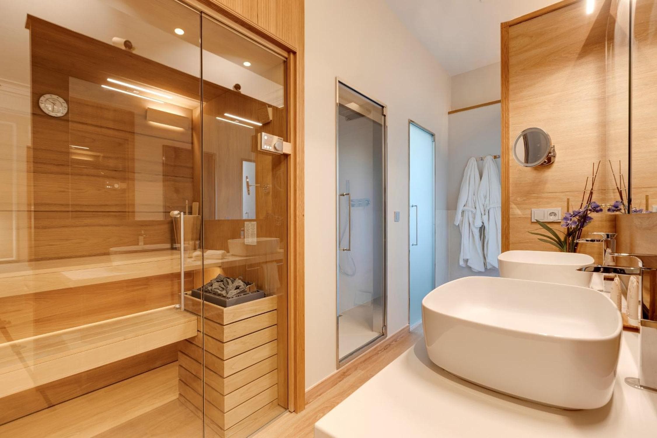Hotel Boutique Mirlo Barcelona — 10