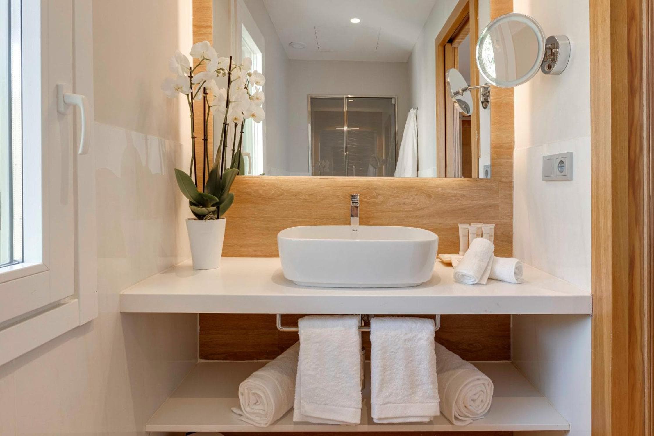 Hotel Boutique Mirlo Barcelona — 13