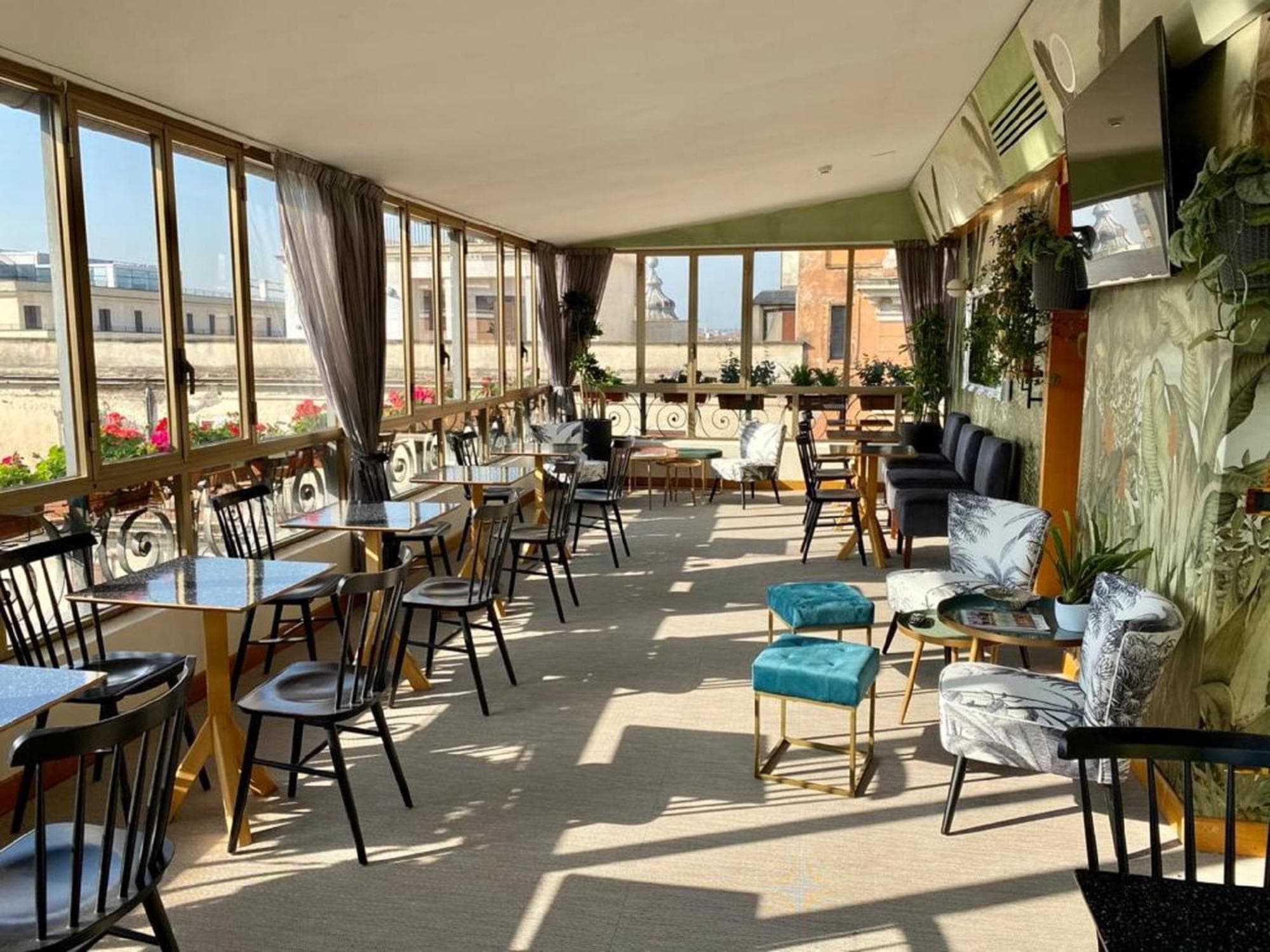 Hotel Tritón — 9
