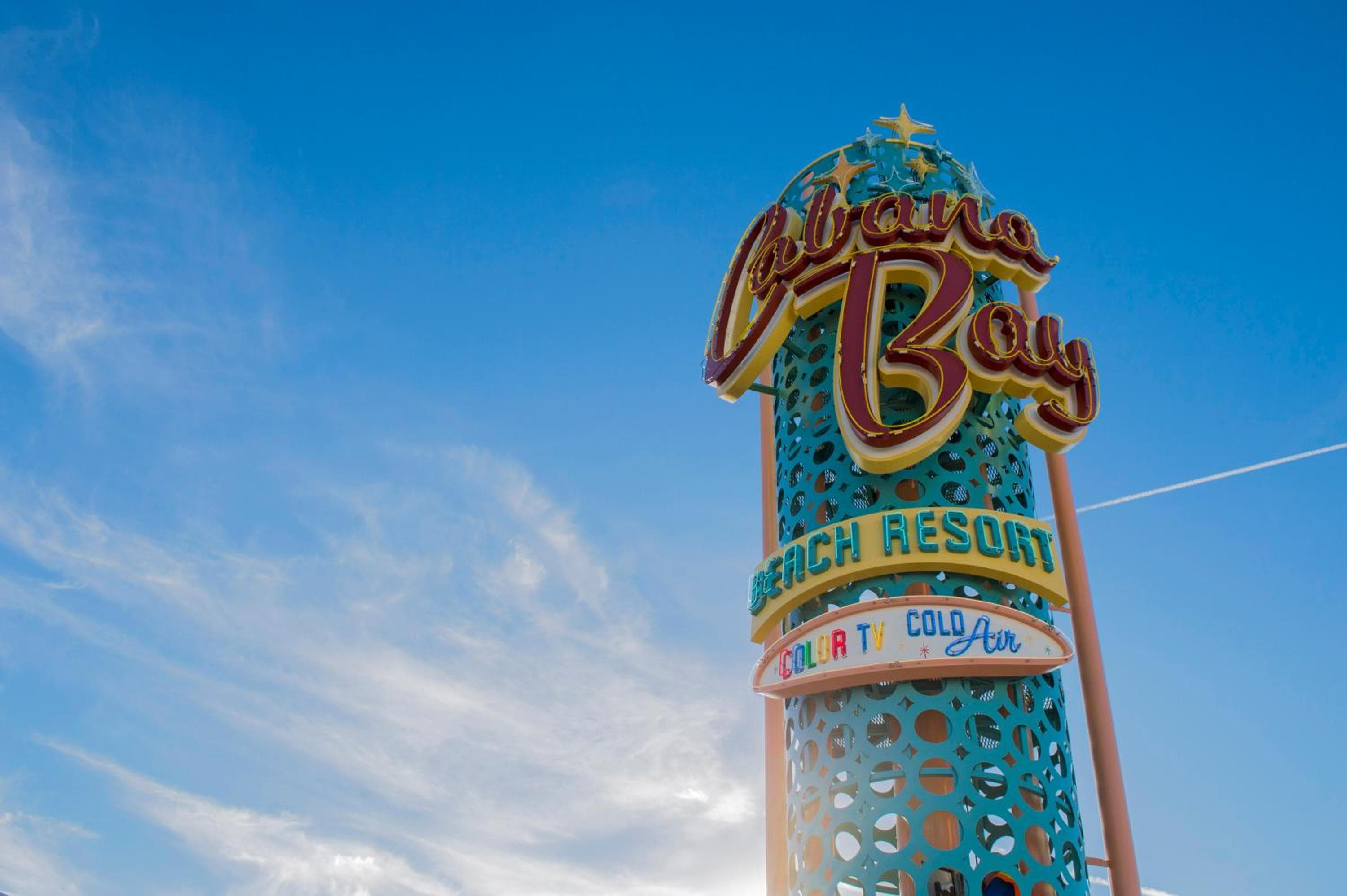 Universal's Cabana Bay Beach Resort — 16