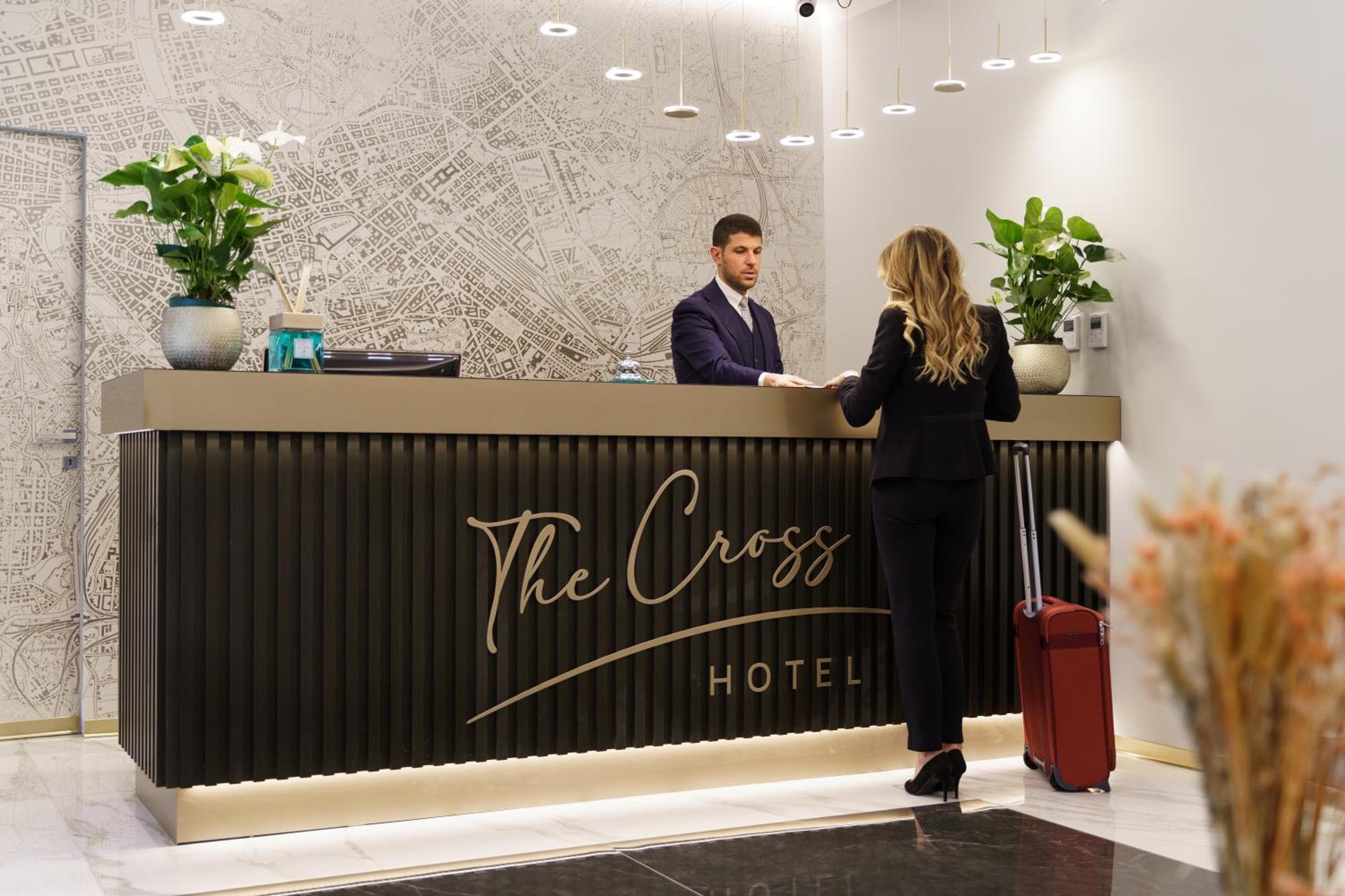 Das Kreuz Hotel — 2