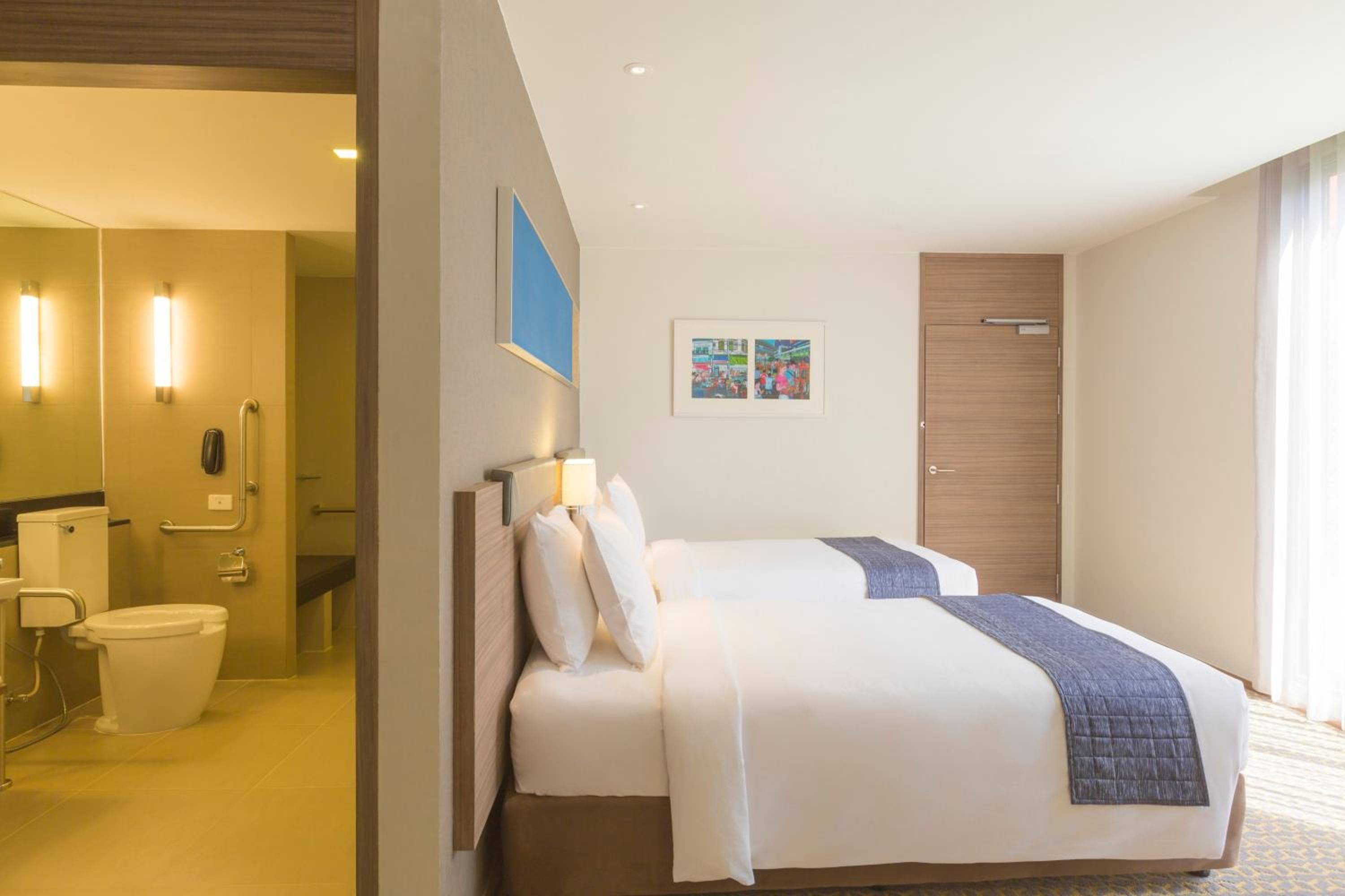 Holiday Inn Express Bangkok Sathorn by IHG — 9