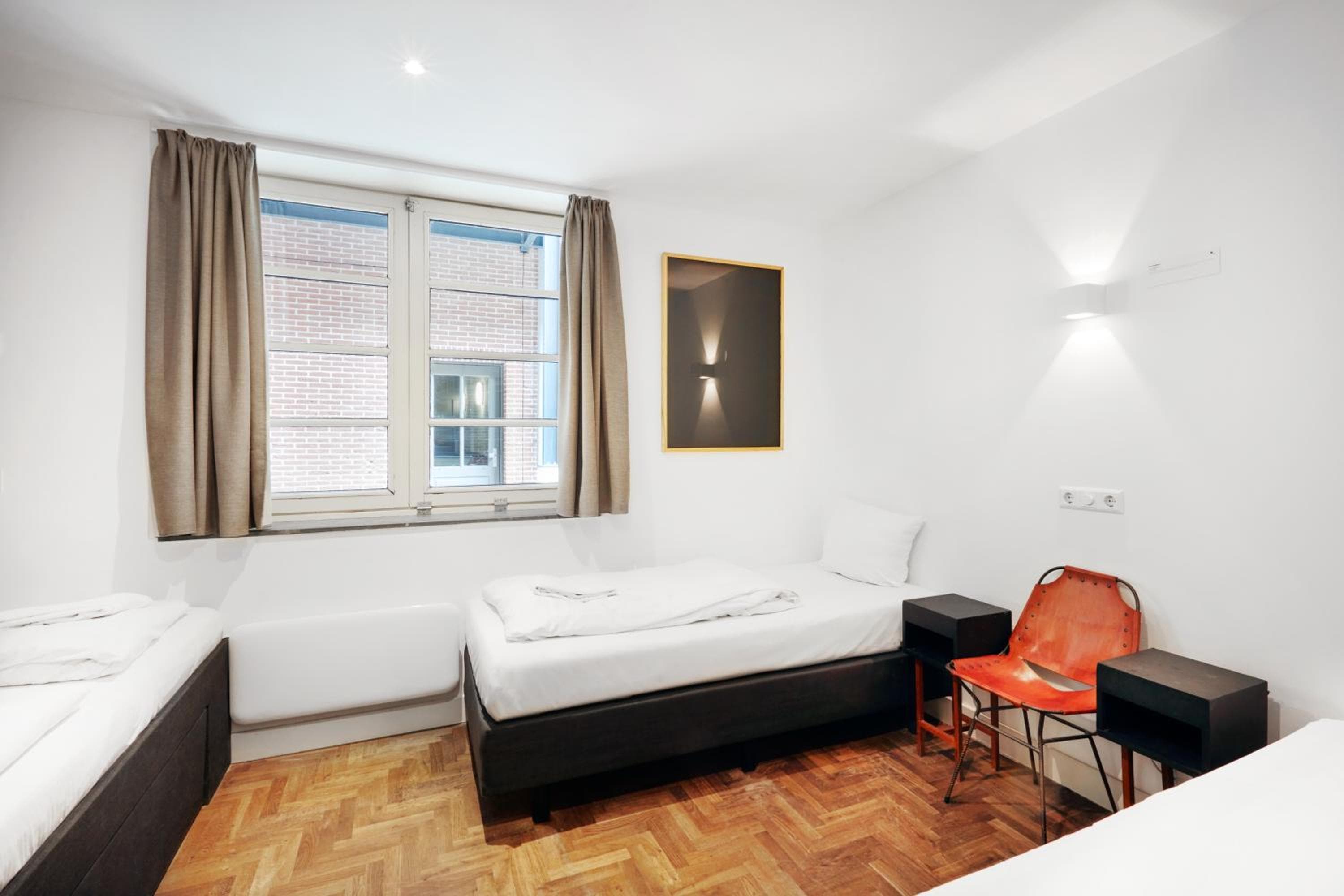 Hotel Not Hotel Amsterdam — 15