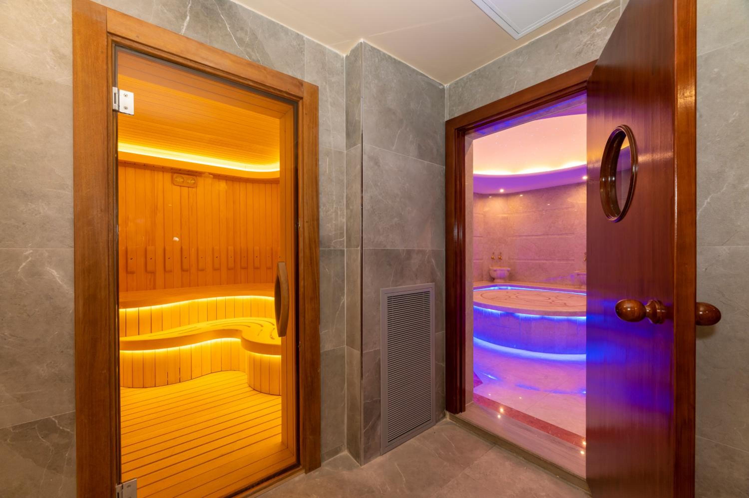 Ramada By Wyndham Istanbul Pera — 24
