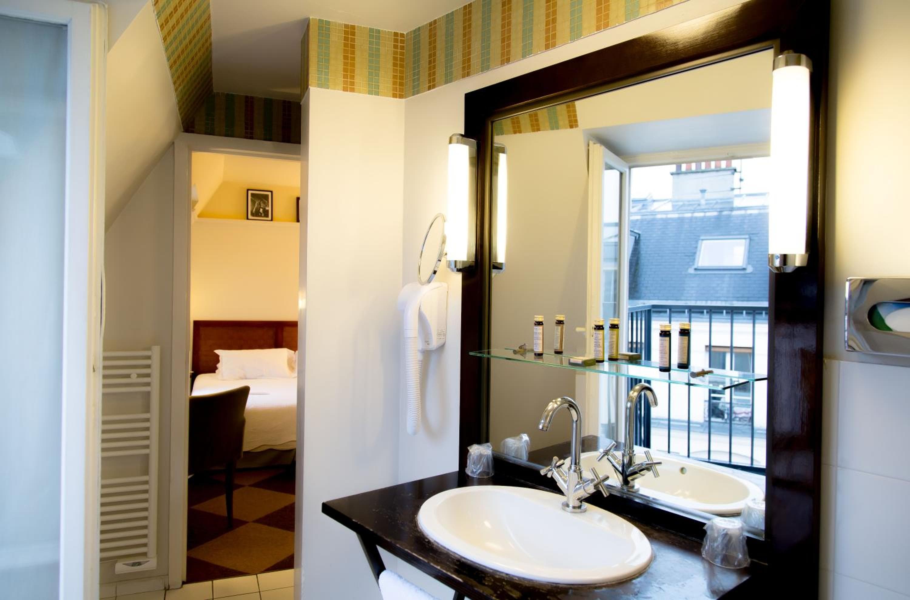 Hôtel Quartier Latin — 7