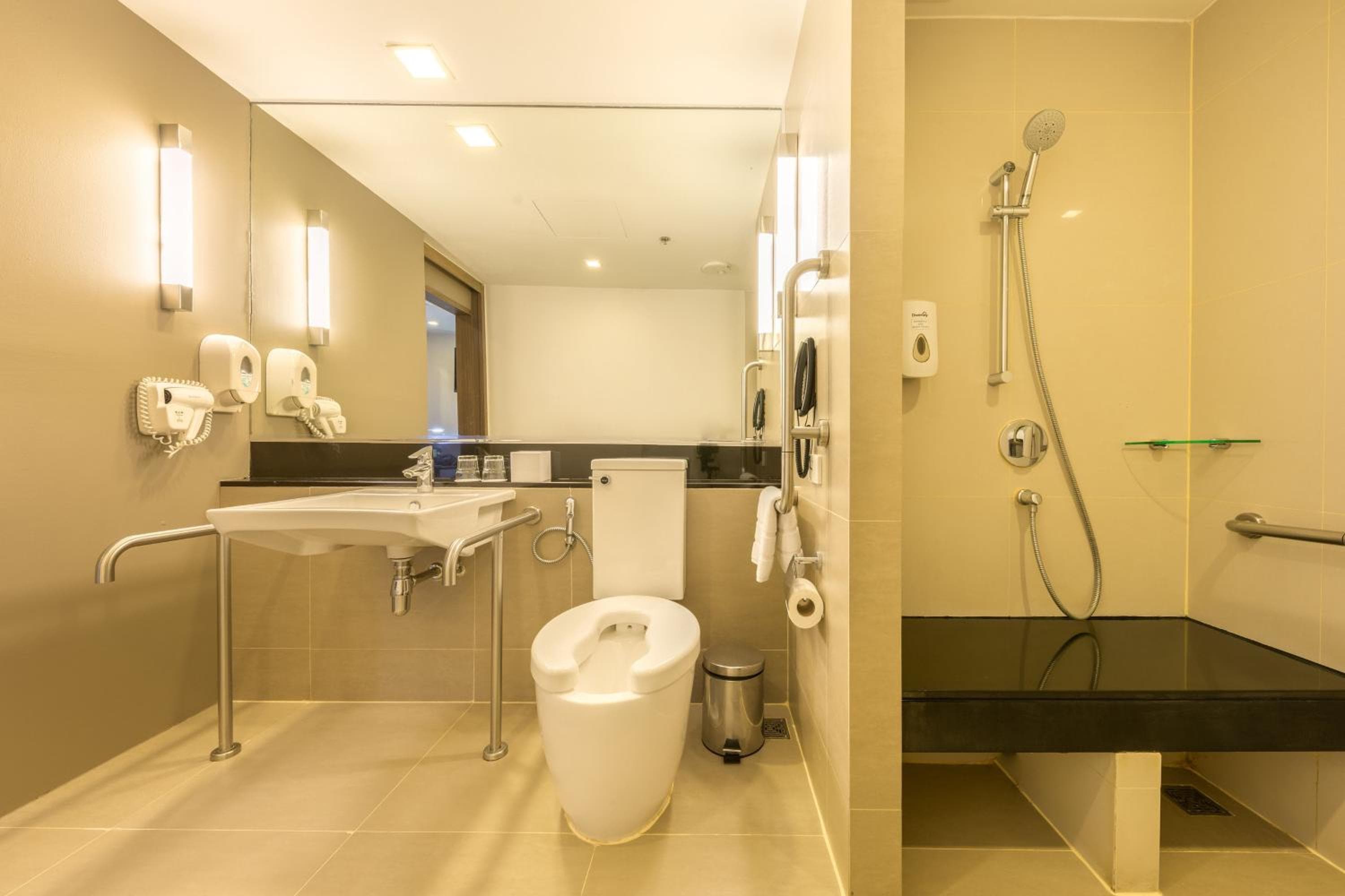 Holiday Inn Express Bangkok Sathorn by IHG — 22