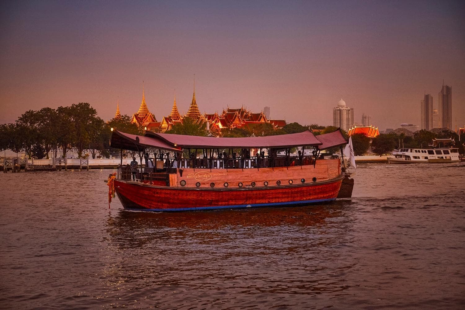 Anantara Riverside Bangkok Resort — 8