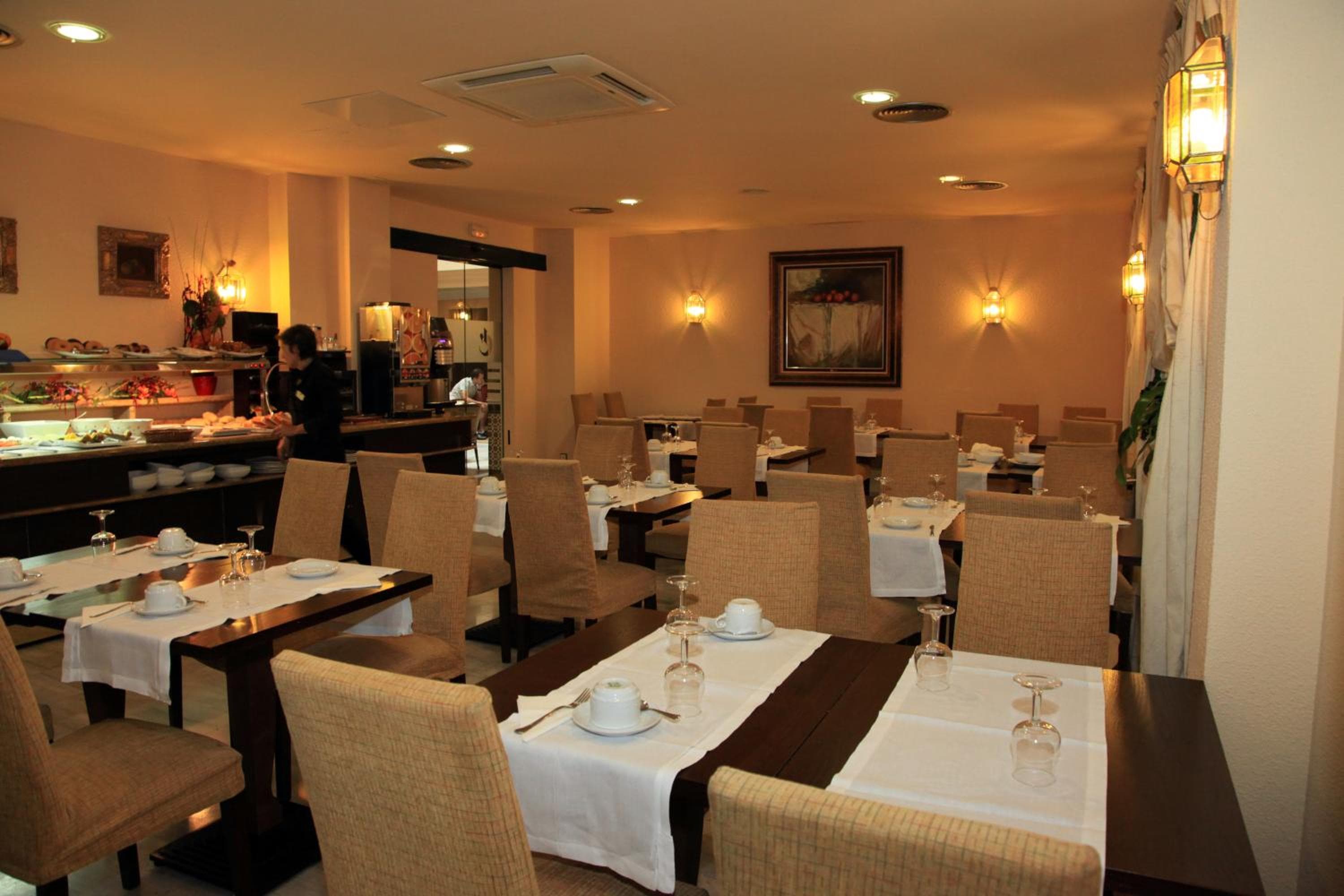 Hotel Cervantes — 14