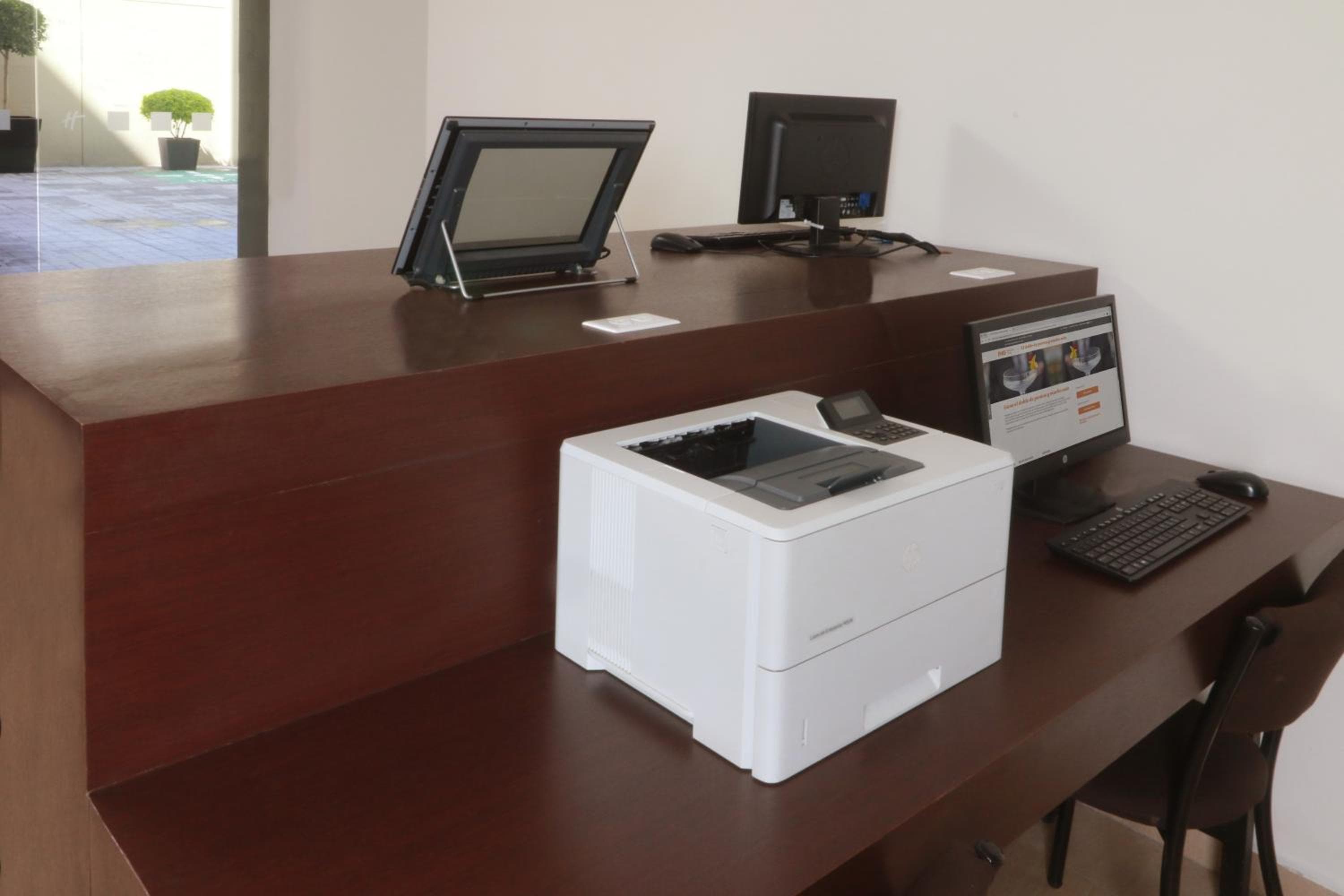 Holiday Inn Express Mexico Aeropuerto, un hotel IHG — 17
