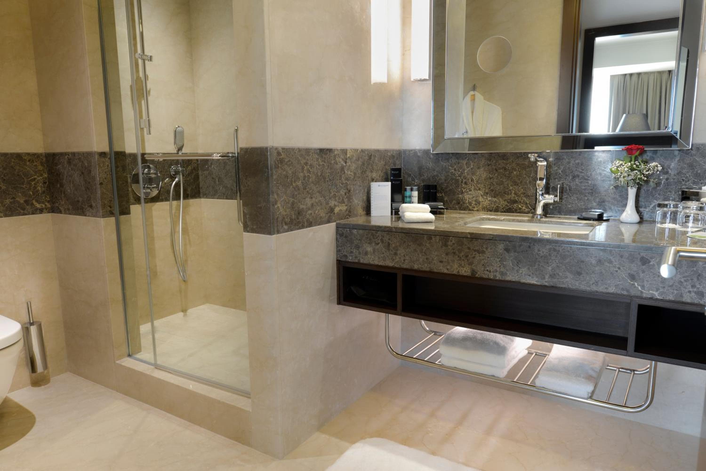Wyndham Grand Istanbul Europe — 13