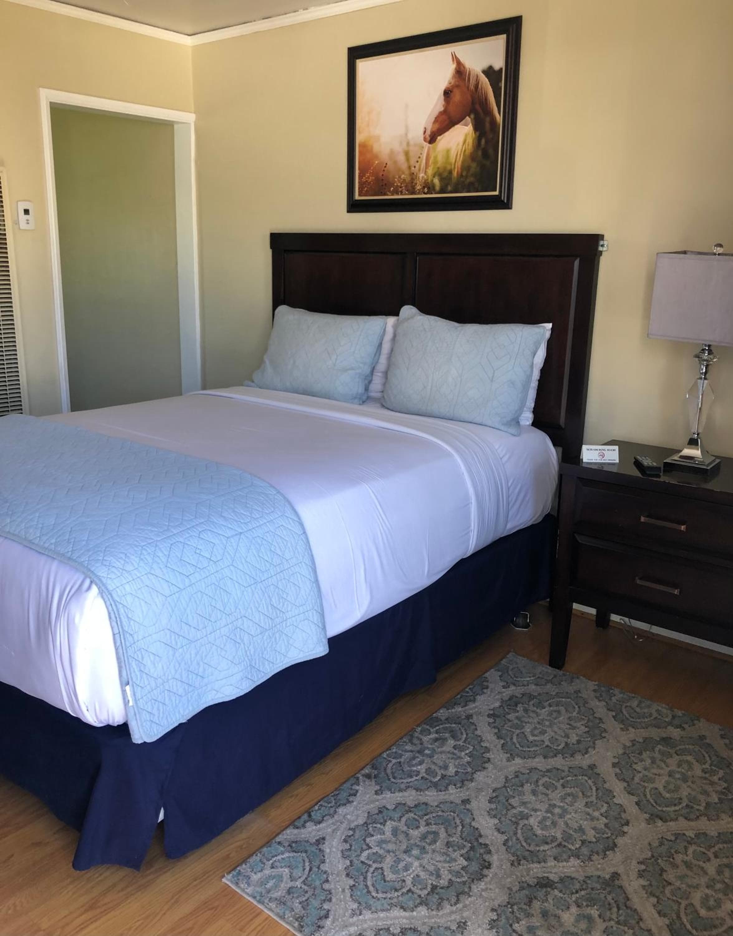 Motel Paradise — 14