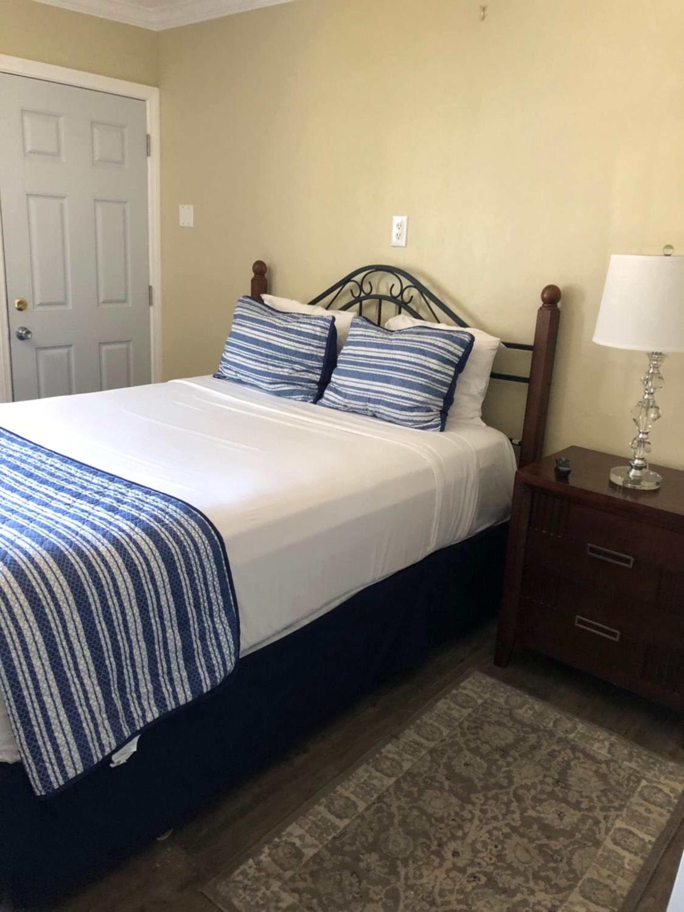 Motel Paradise — 16