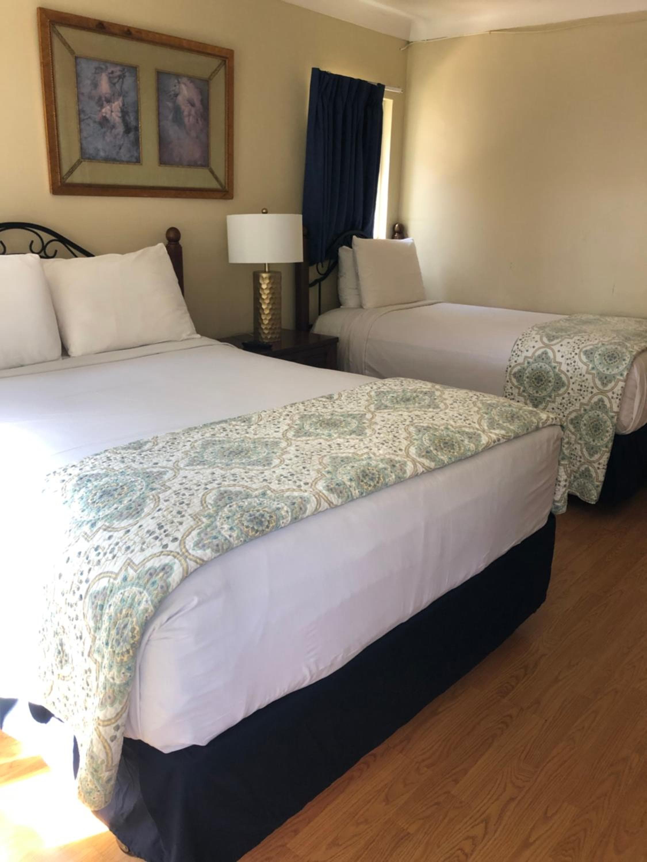 Motel Paradise — 21