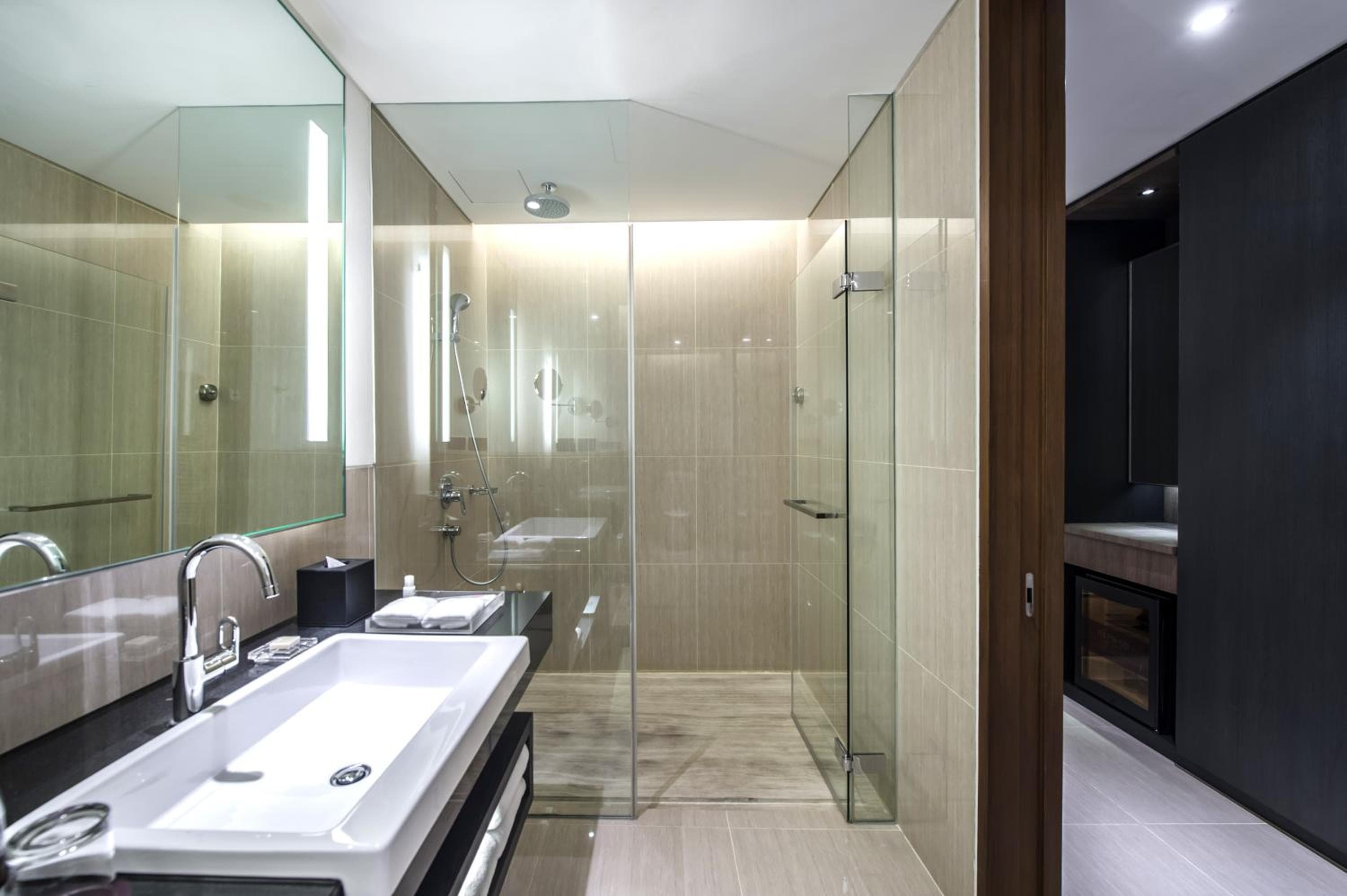 Amara Bangkok Hotel hotel, 180/1 Surawong Road, Sipraya, Bangrak, Bangkok, Thailand — photo 18