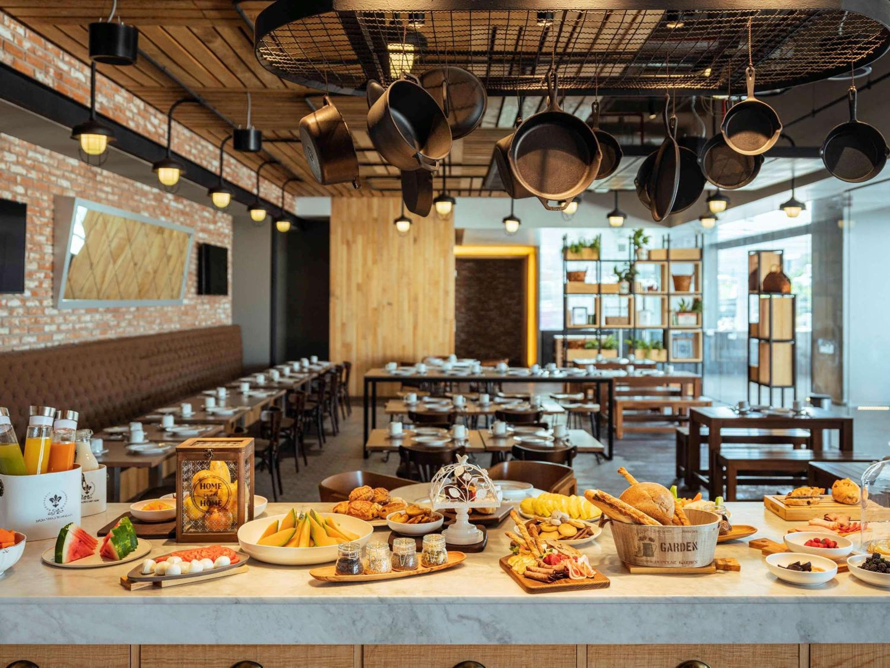 Novotel Mexico City Toreo — 16
