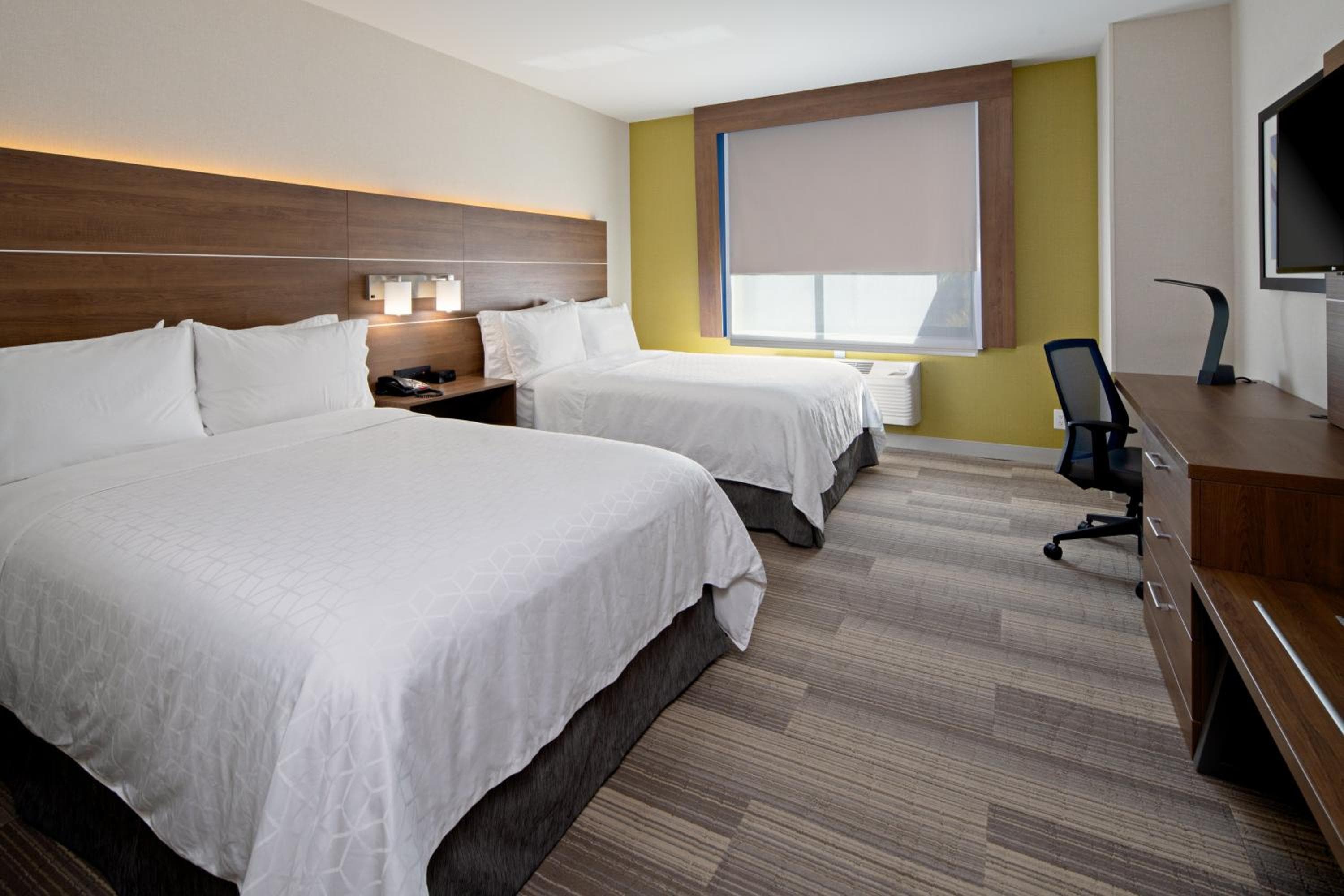 Holiday Inn Express Los Angeles LAX Airport by IHG — 4