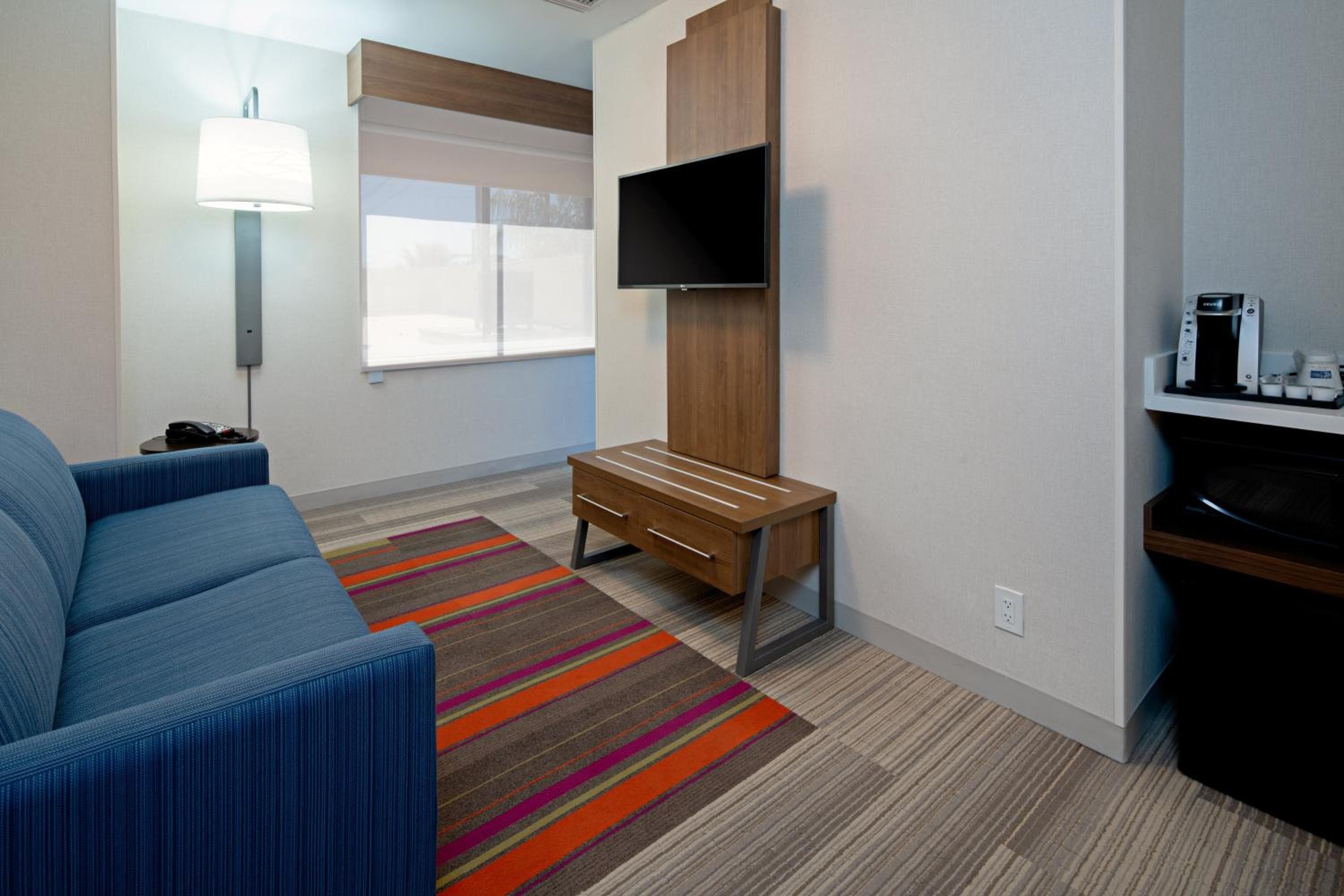Holiday Inn Express Los Angeles LAX Airport by IHG — 26