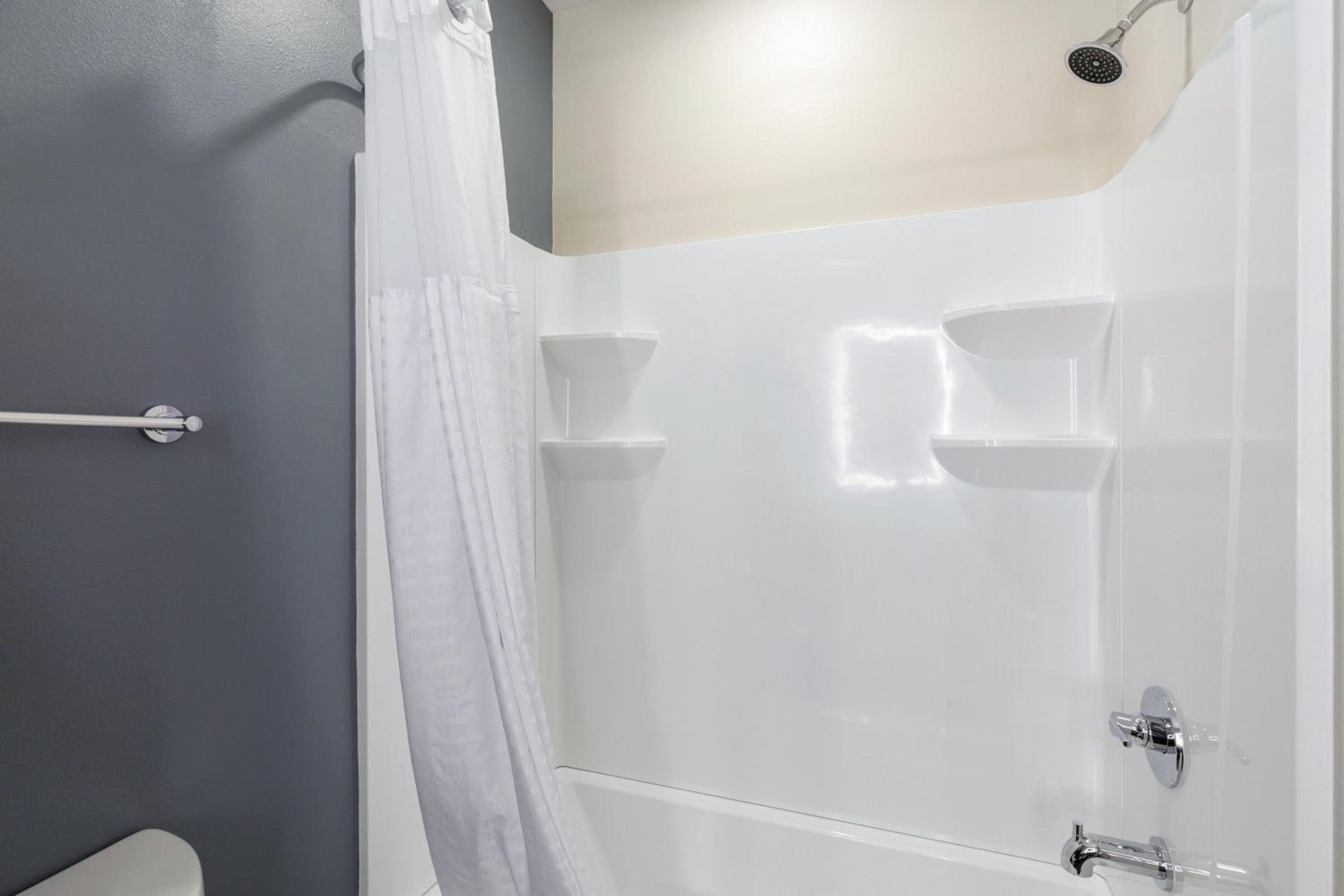 Extended Stay America Premier Suites - Tampa - Fairgrounds - Casino — 5