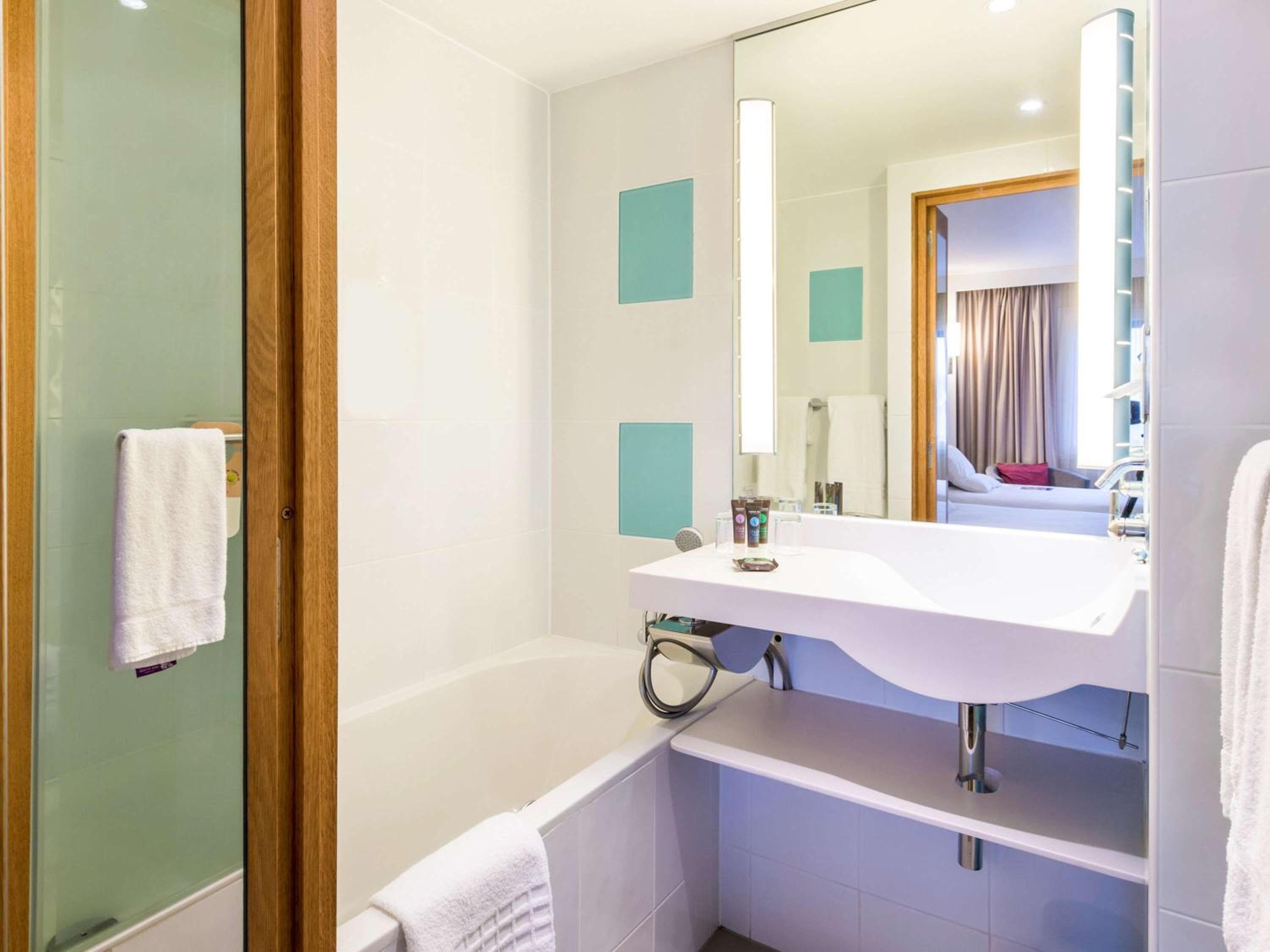 Novotel London Excel — 21