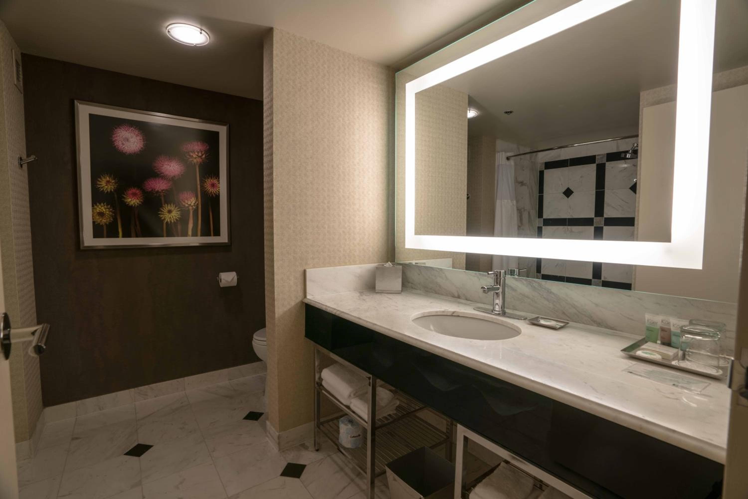 Grand Hotel — 22