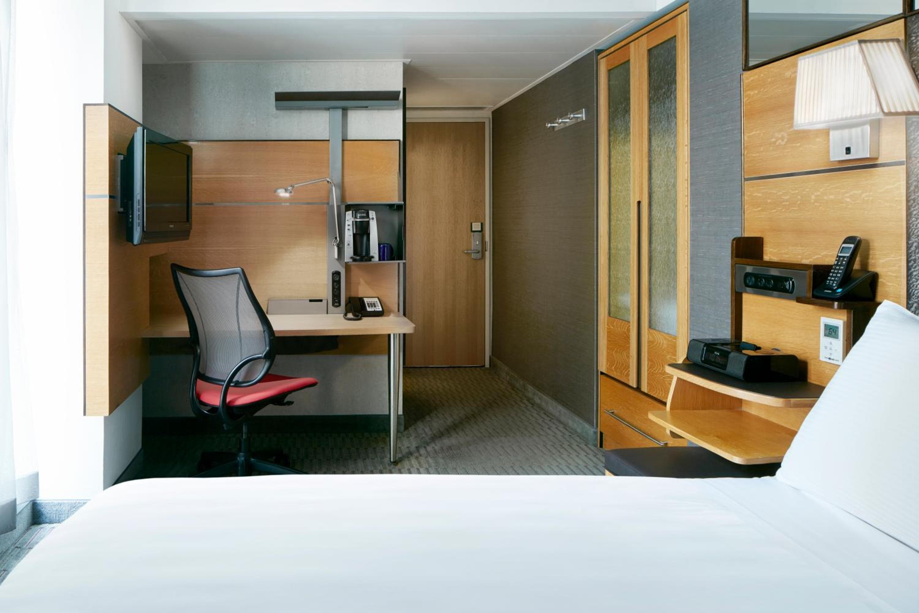 The Jewel Hotel, New York — 15