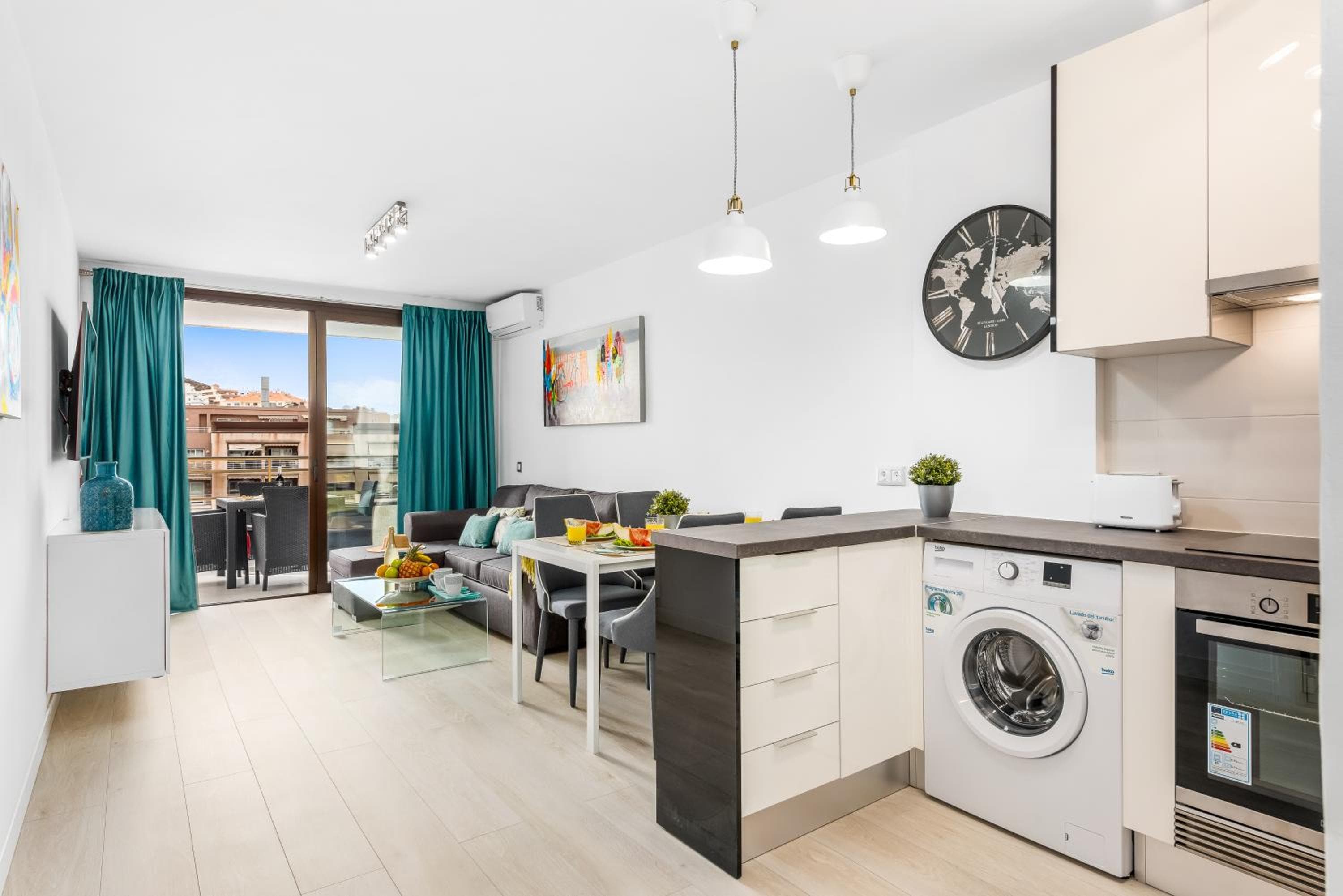 MODERN APARTMENTS LOS CRISTIANOS CENTER — 1