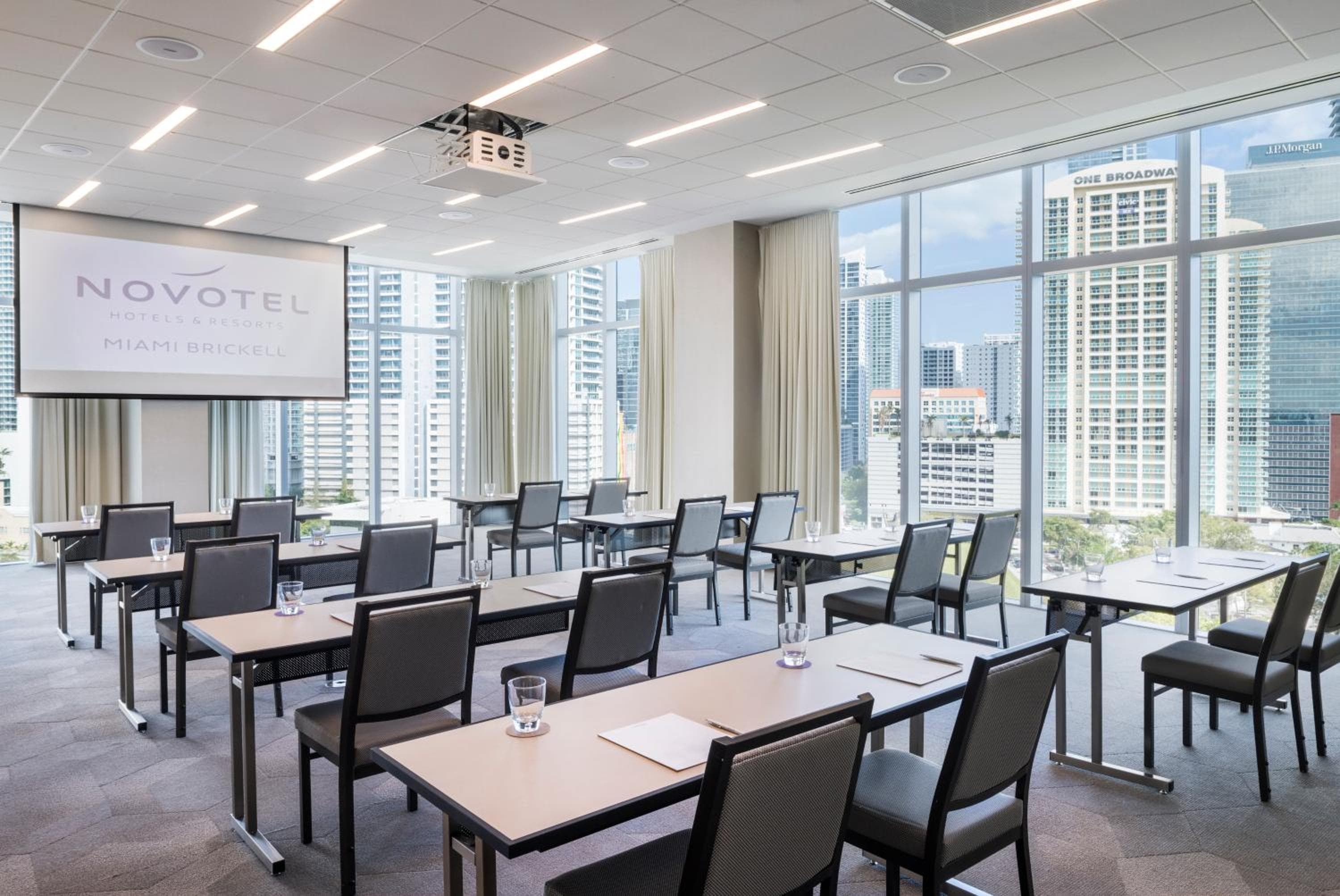 Novotel Miami Brickell — 9