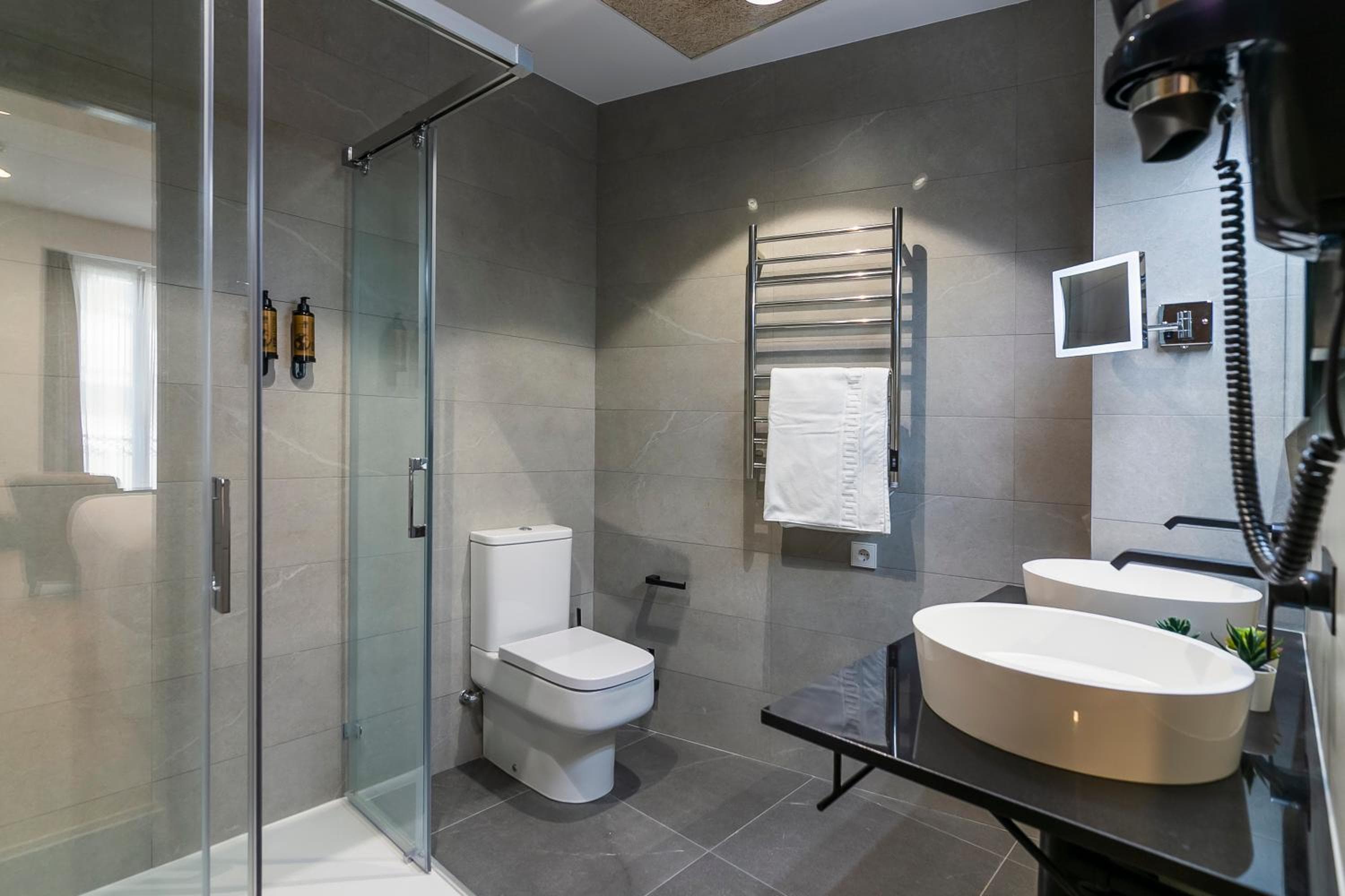 Aquitania Home Suites — 19