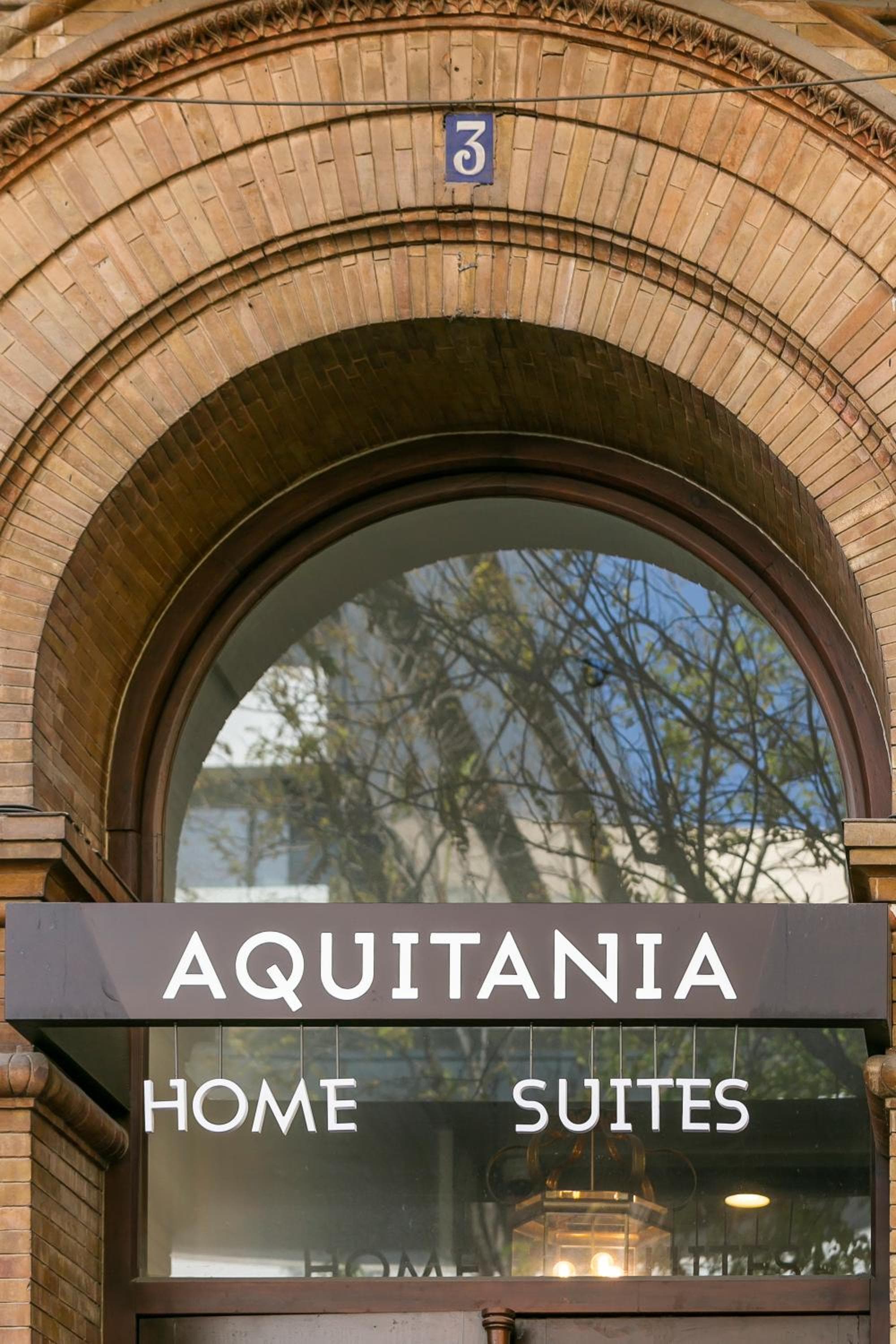 Aquitania Home Suites — 29