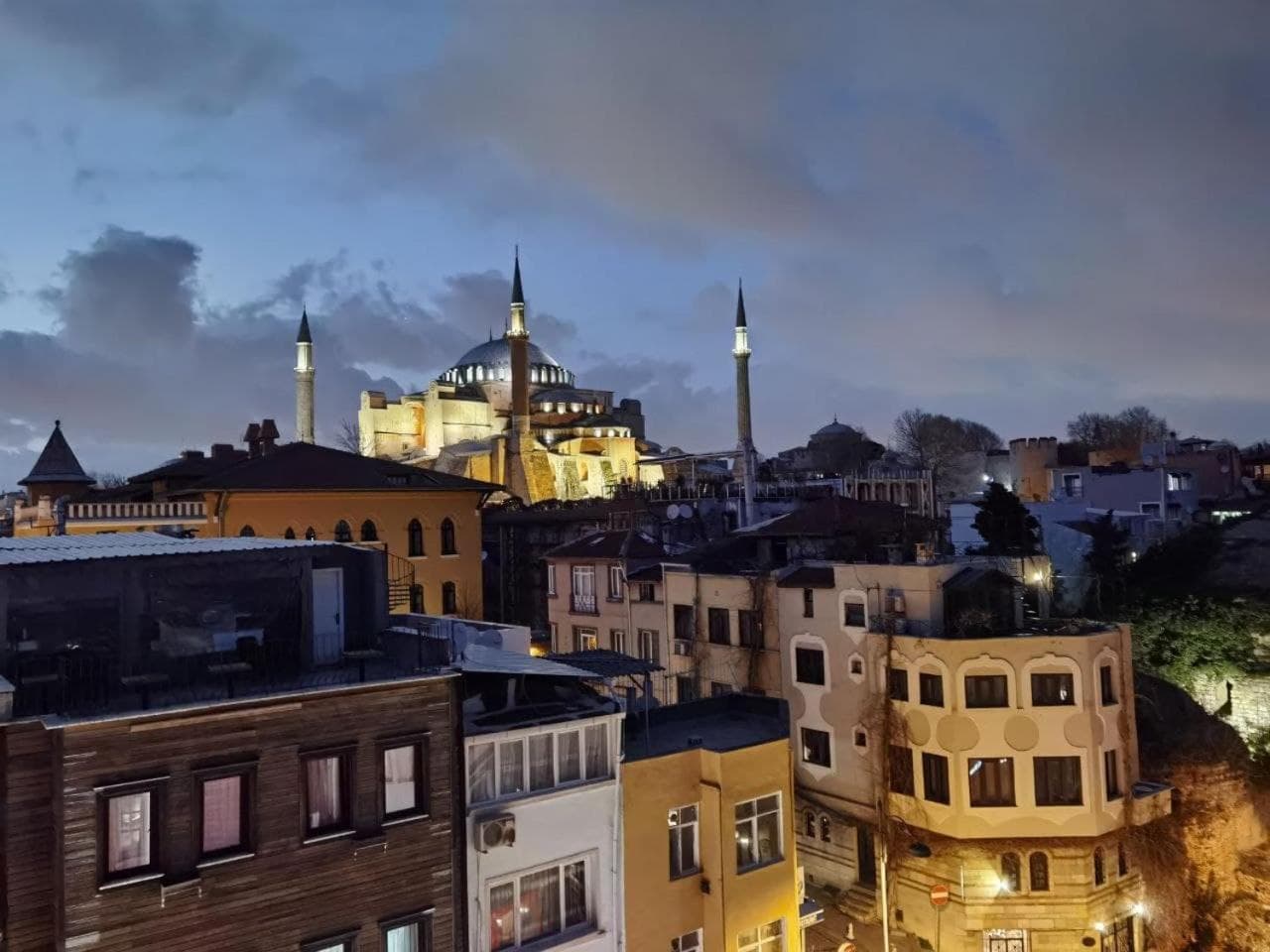 Henna Hotel Istanbul — 20