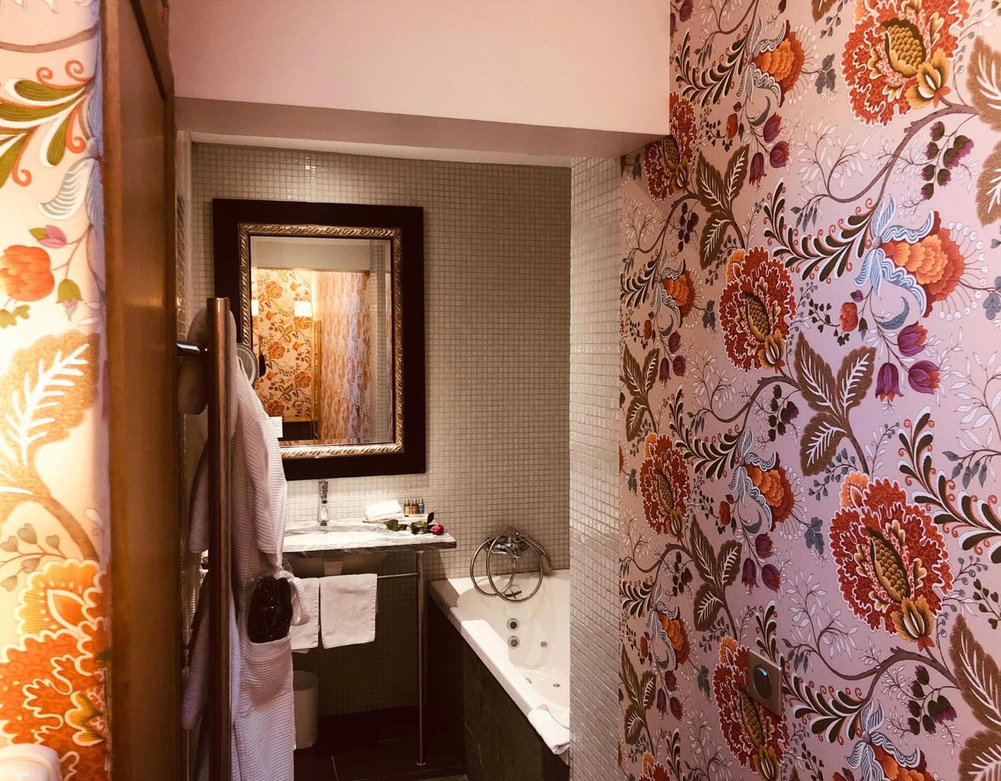 Hôtel Saint-Paul Rive-Gauche — 7