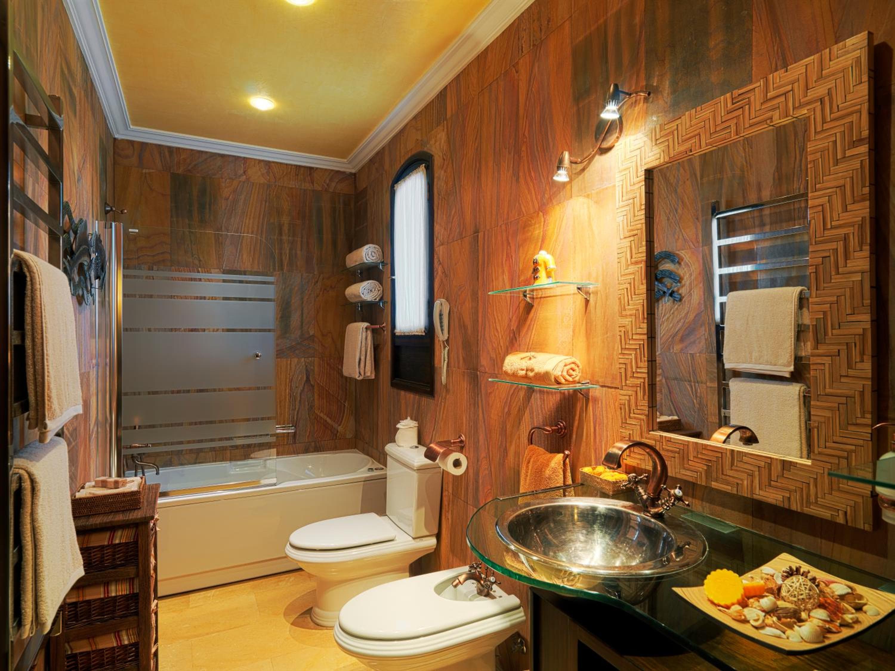 Regency Country Club, Apartments Suites — 3