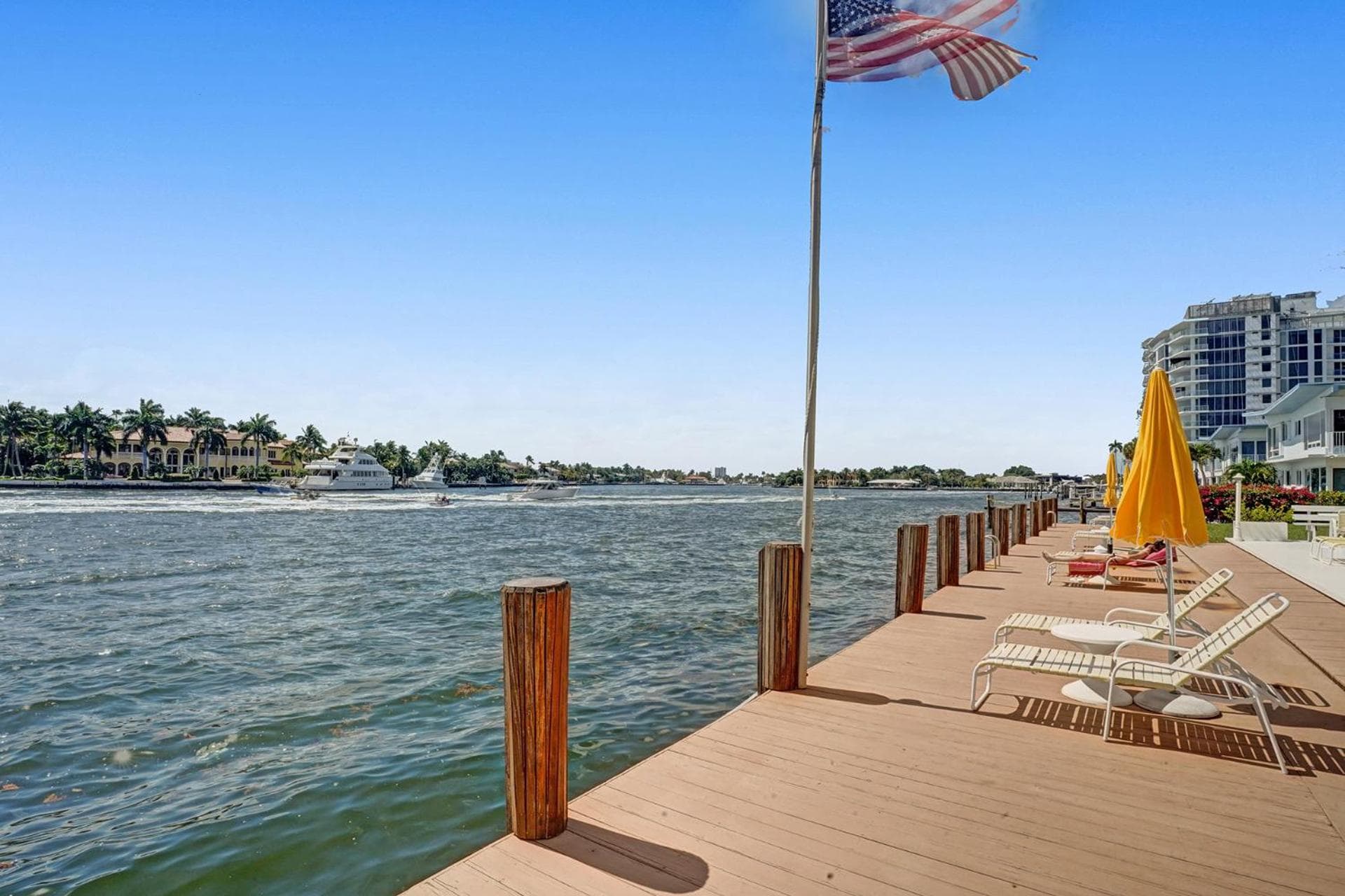 Fort Lauderdale Yacht und Beach Club 416 — 3