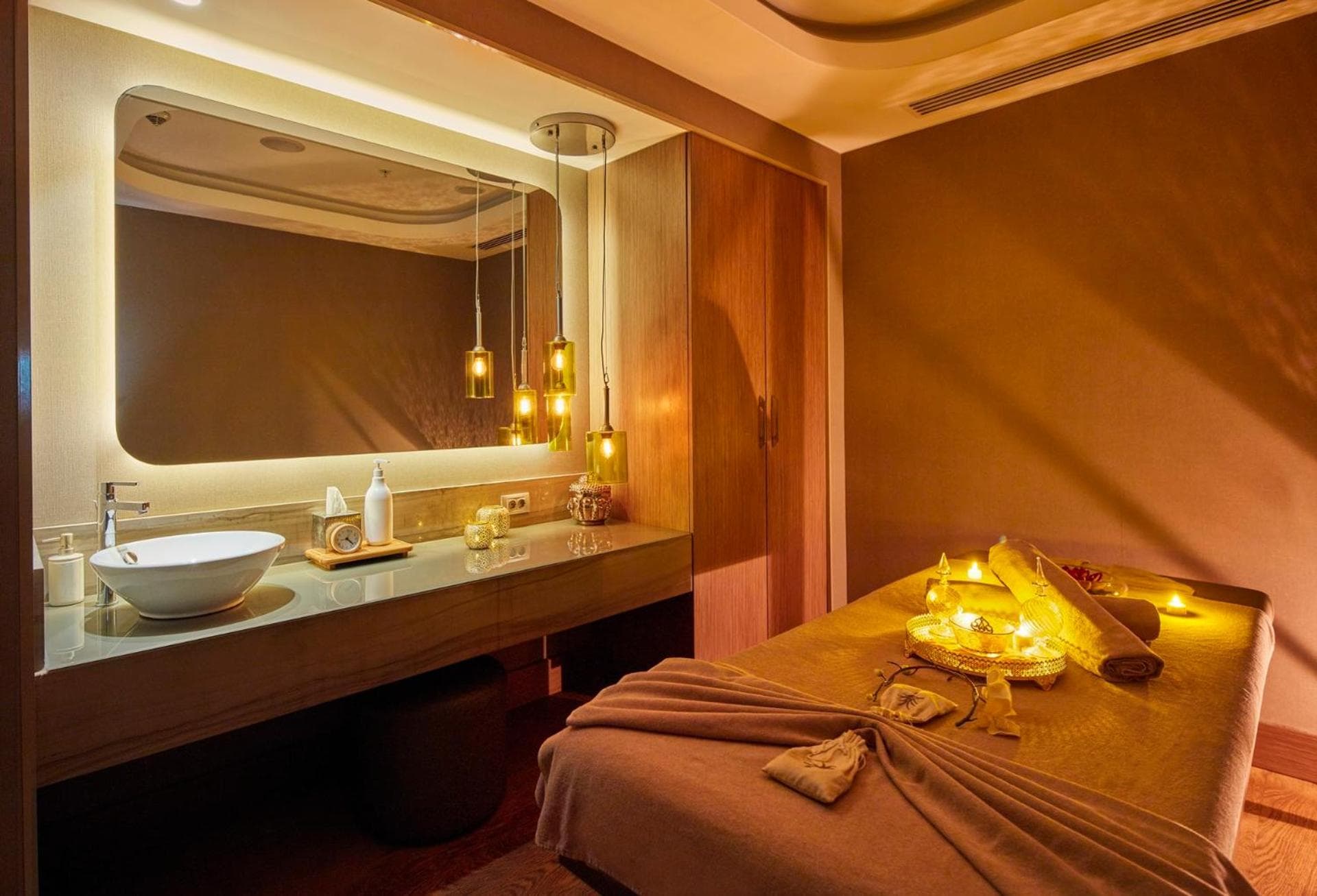 Mövenpick Istanbul Hotel Golden Horn — 25