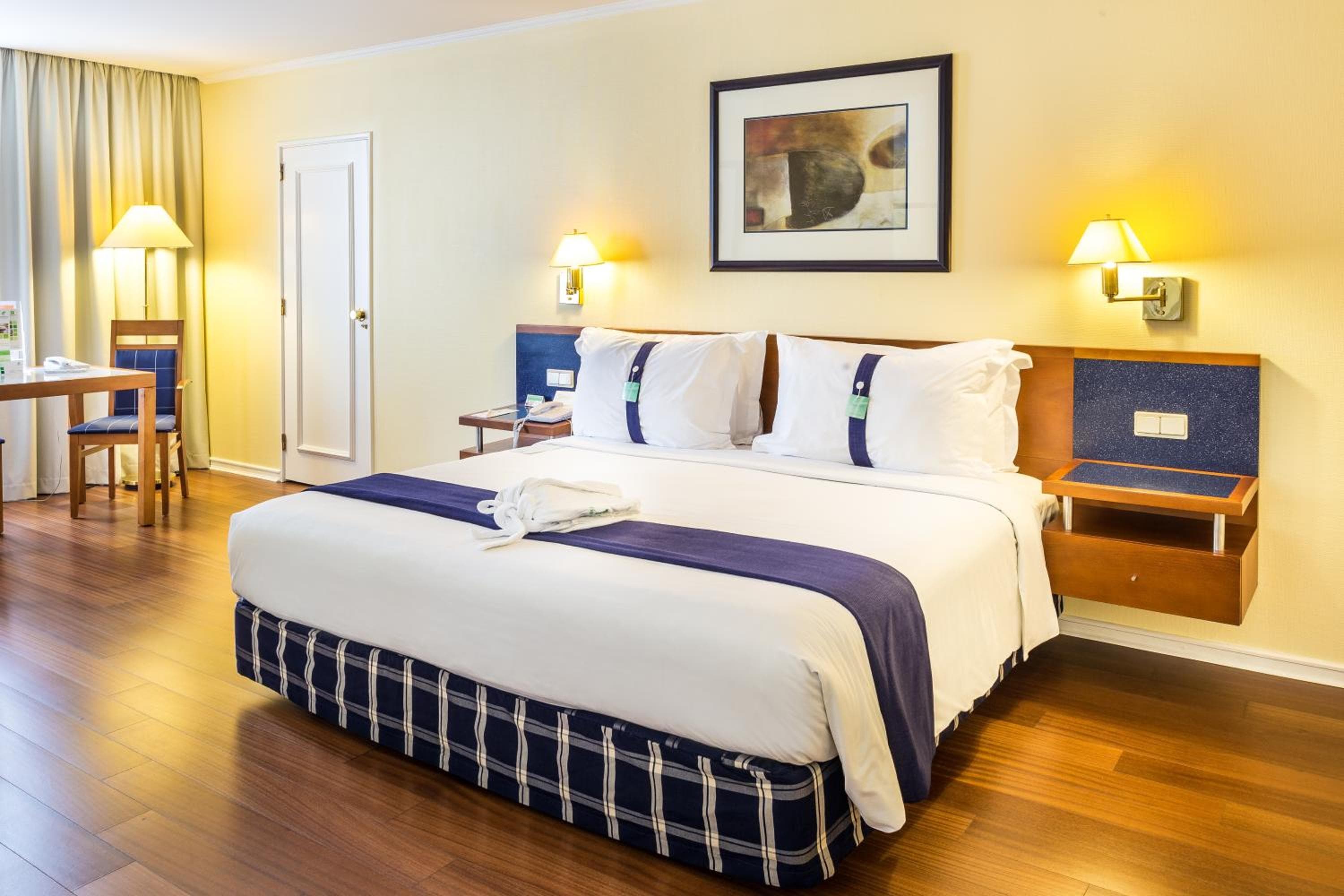 Holiday Inn Lisbon by IHG — 12
