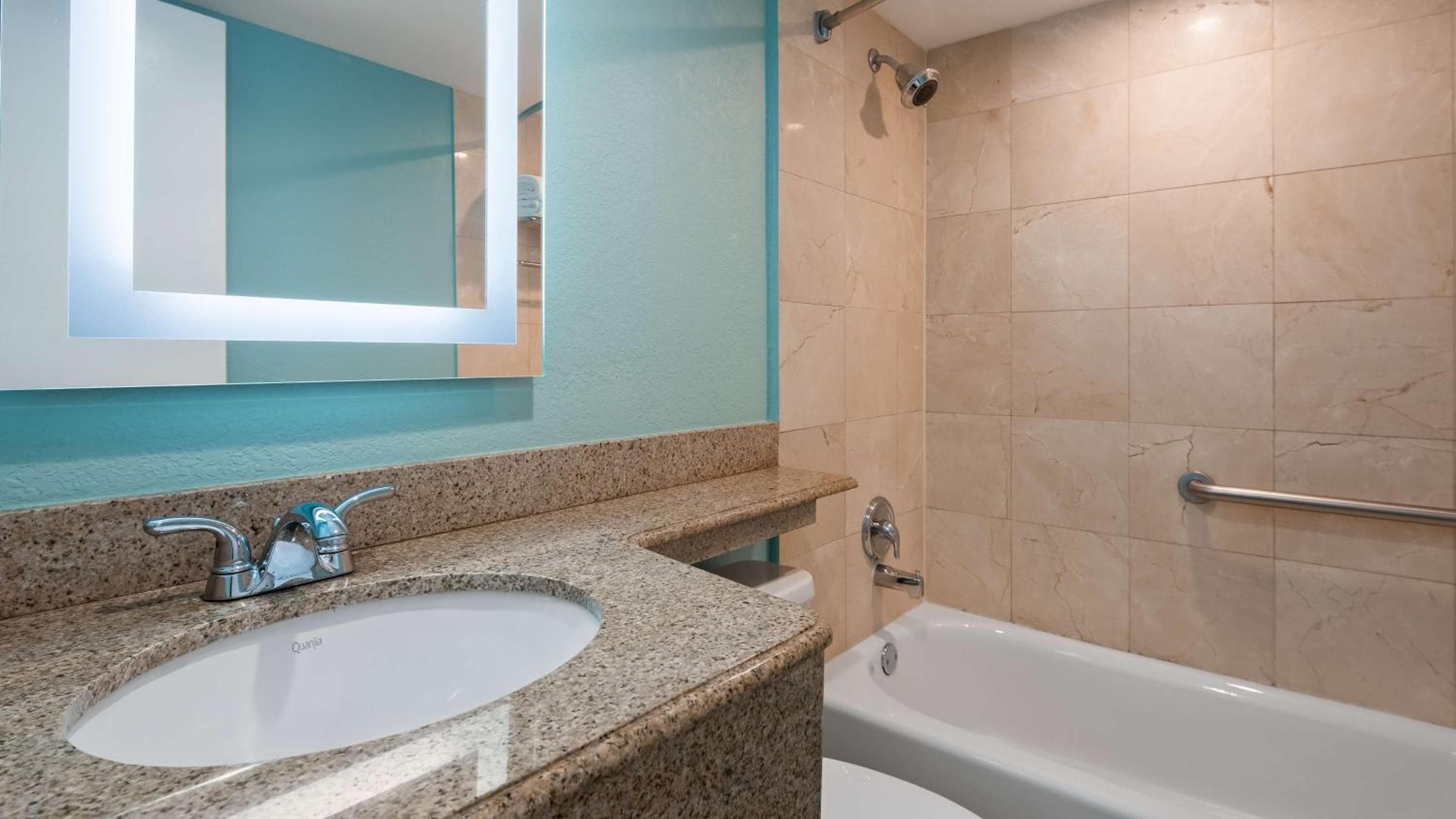 Best Western Plus Oceanside Inn — 28