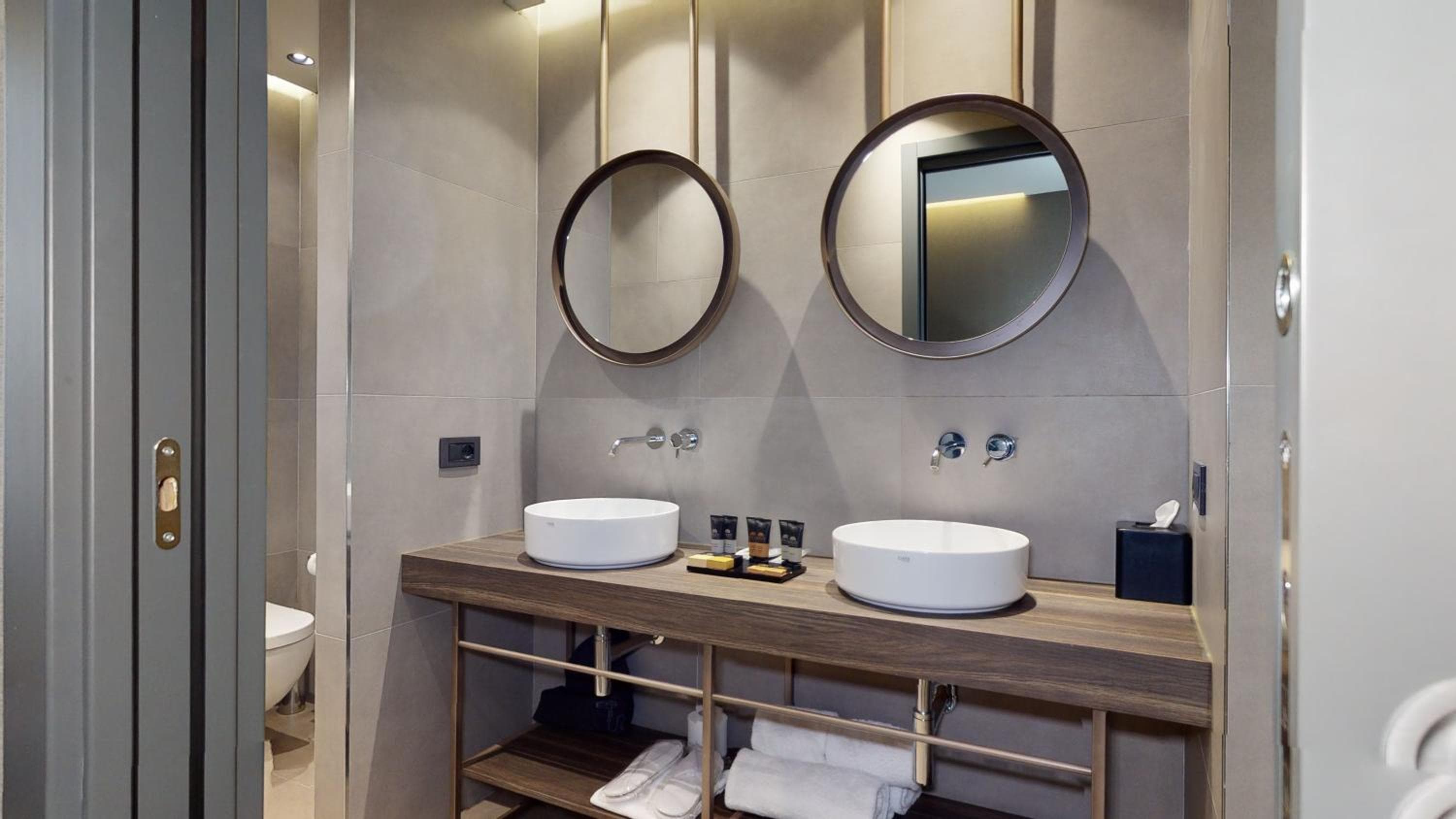 GALLERIA The Smart Boutique APARTHOTEL By OSPITAMI — 22