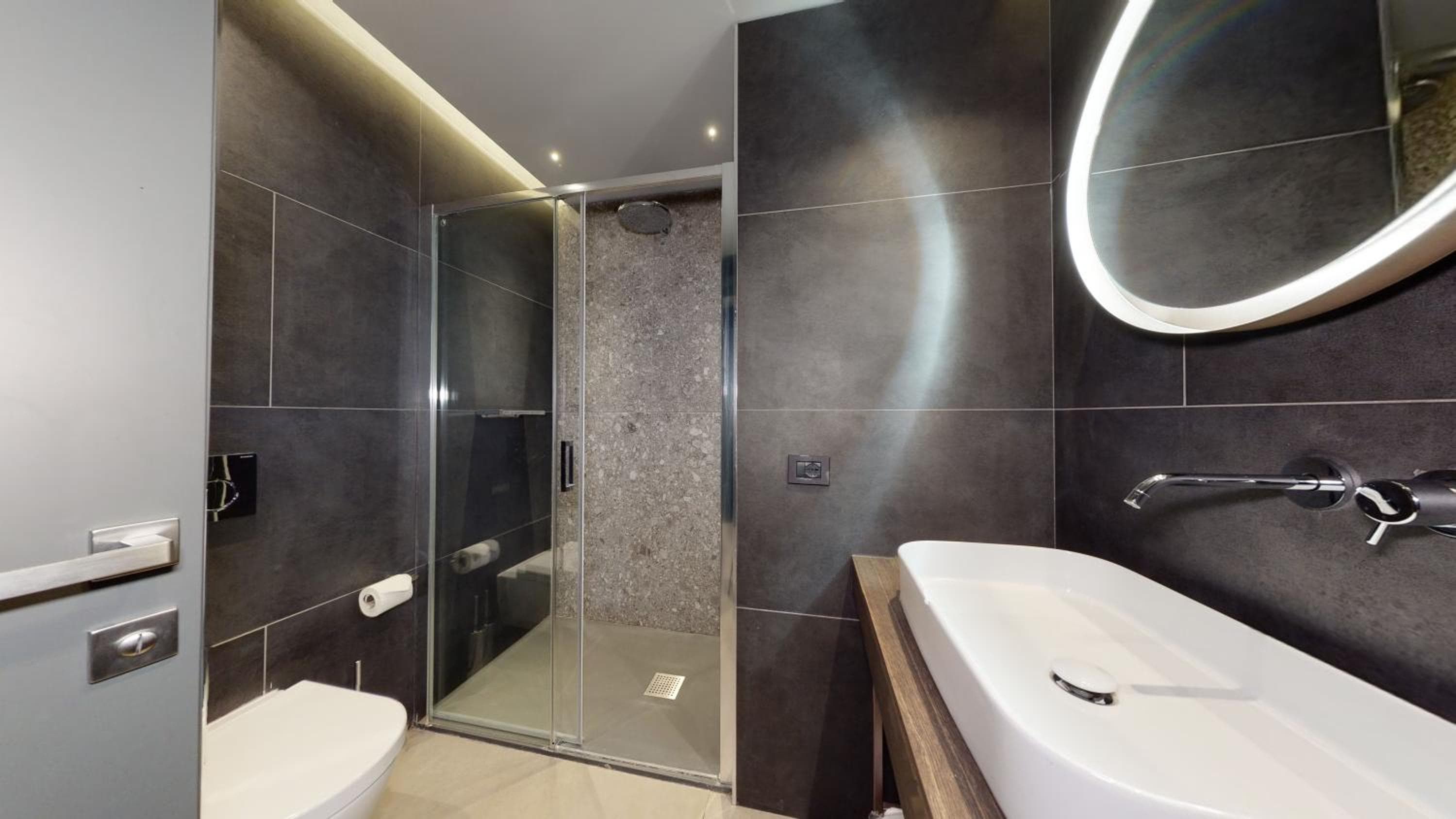 GALLERIA The Smart Boutique APARTHOTEL By OSPITAMI — 25