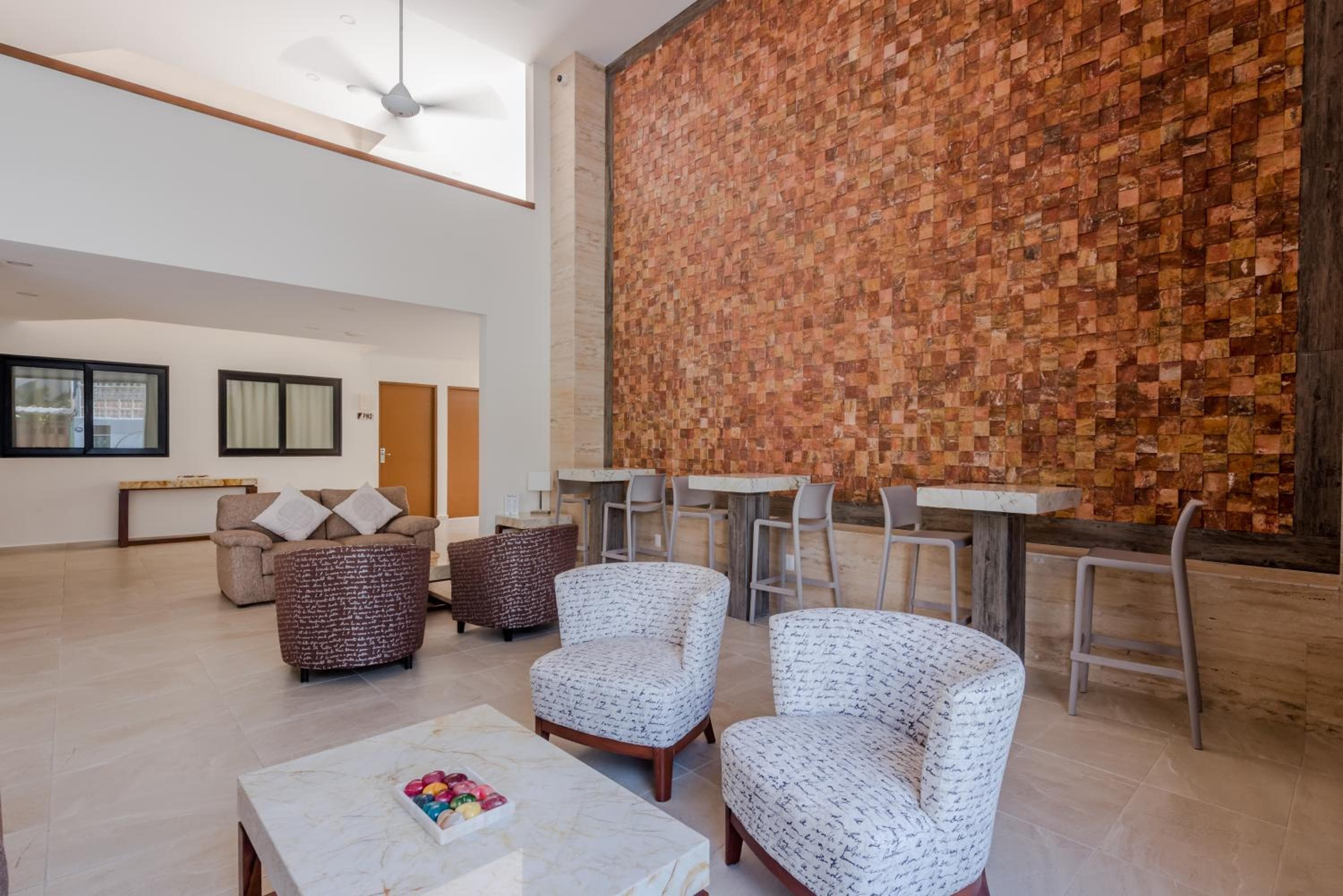 Grand Cincuenta Suites — 7