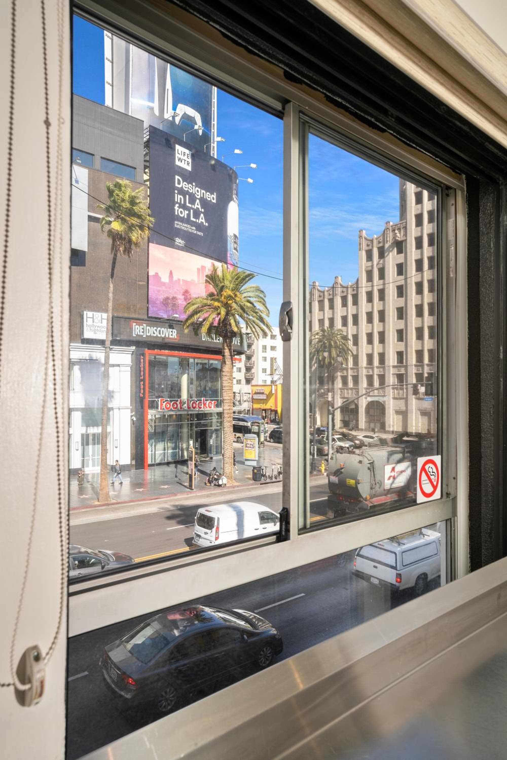 Samesun Hollywood Hotel & Hostel — 14