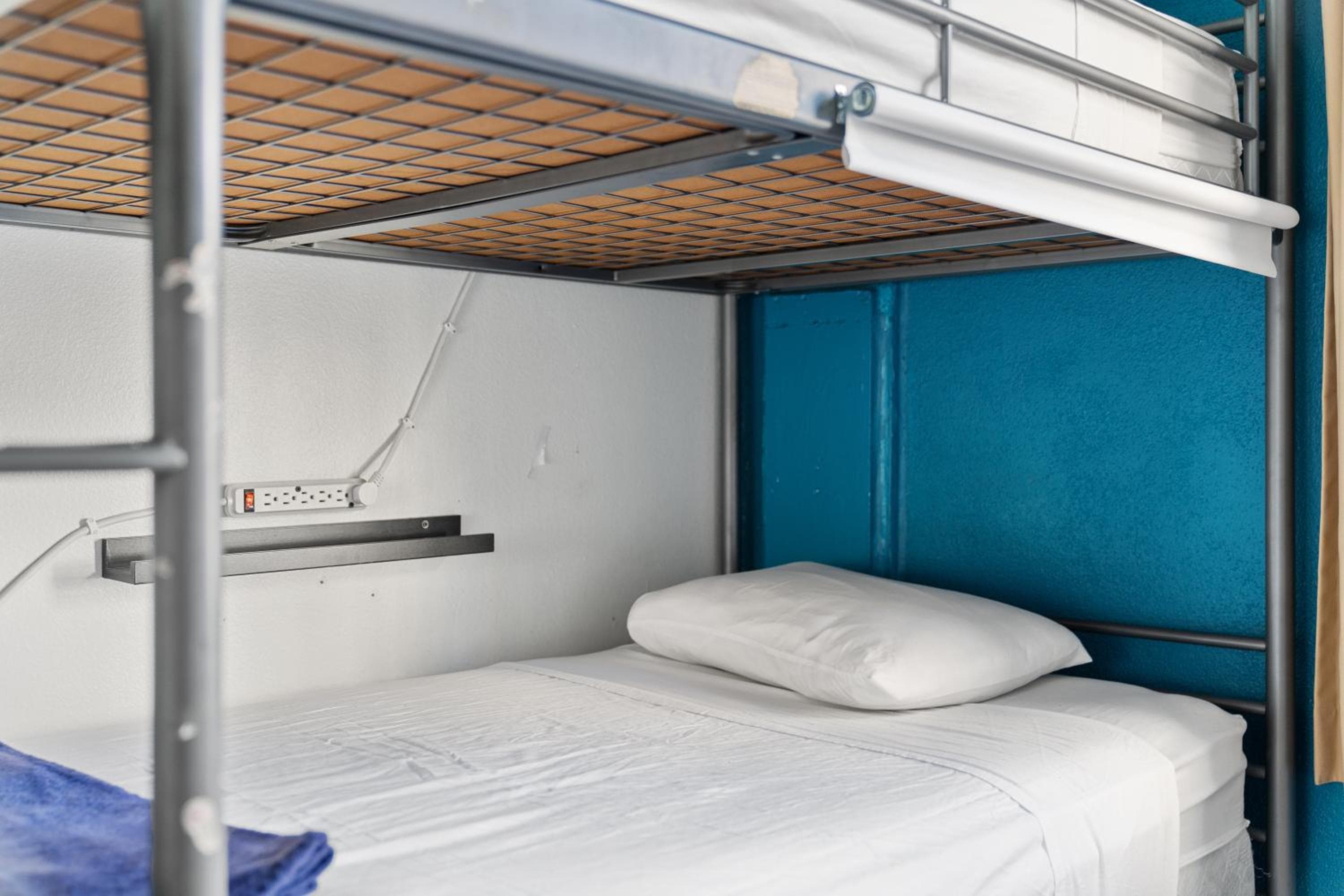 Samesun Hollywood Hotel & Hostel — 5