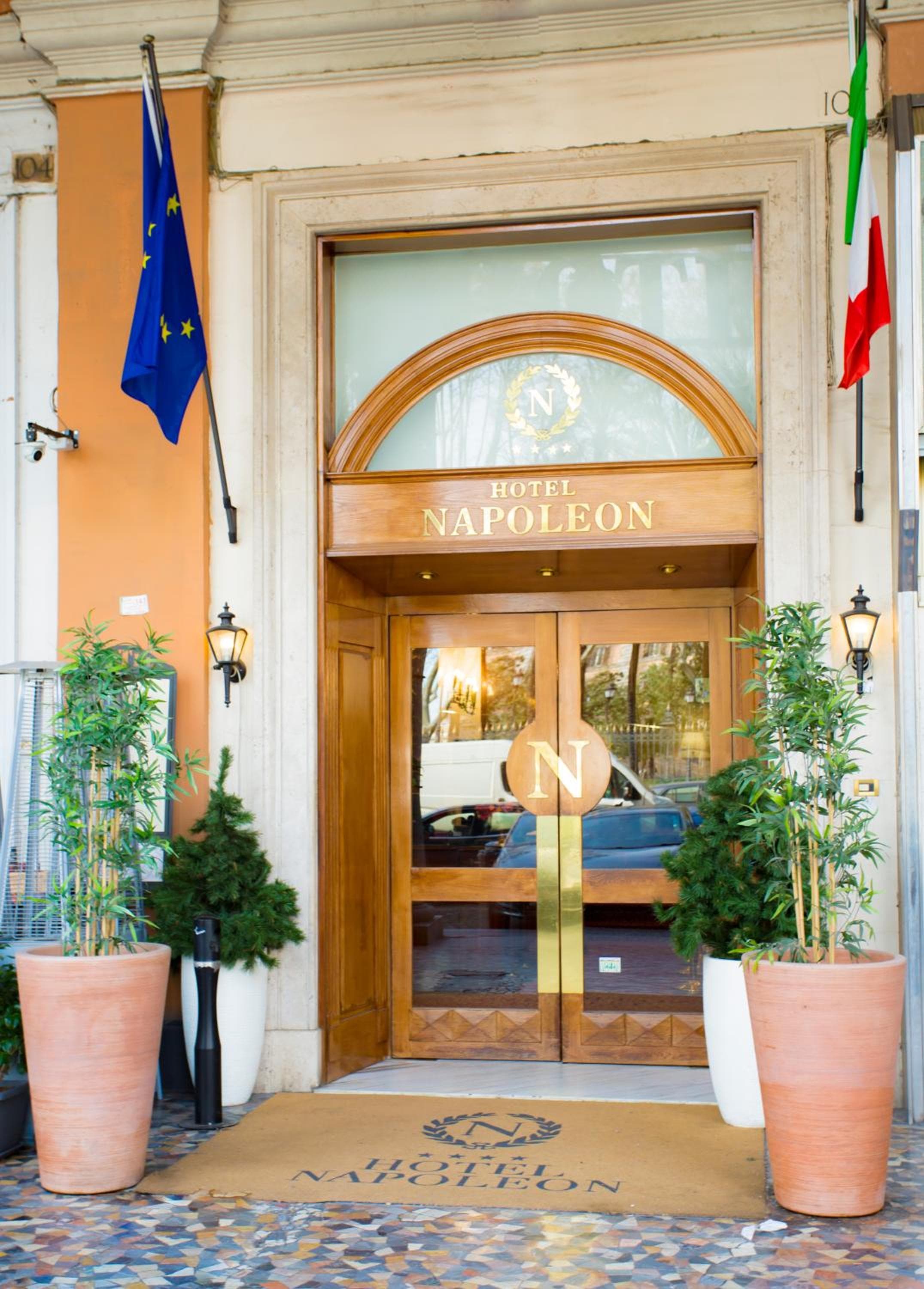 Hotel Napoleon — 8