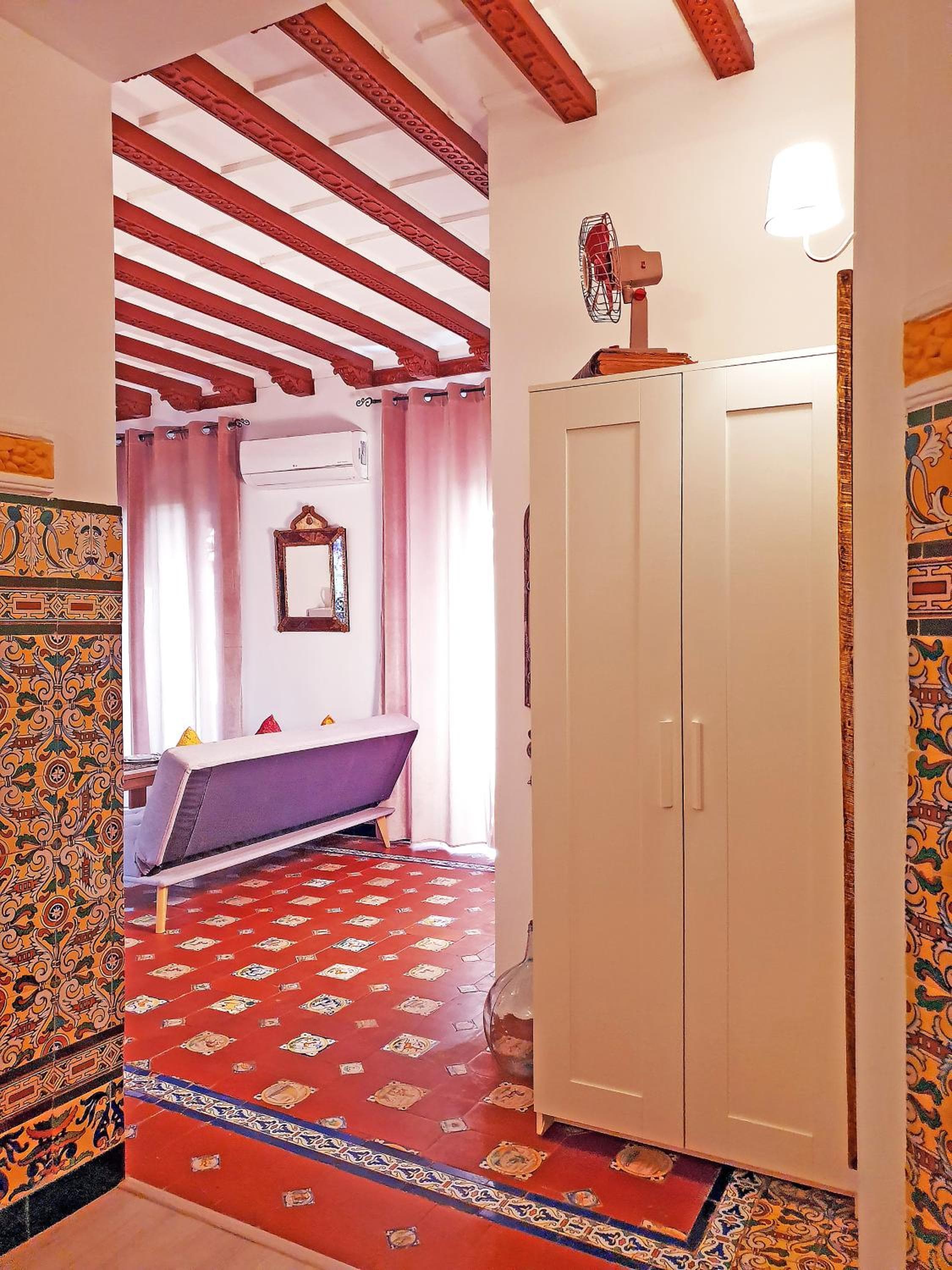 Palace House Hércules Apartments — 24