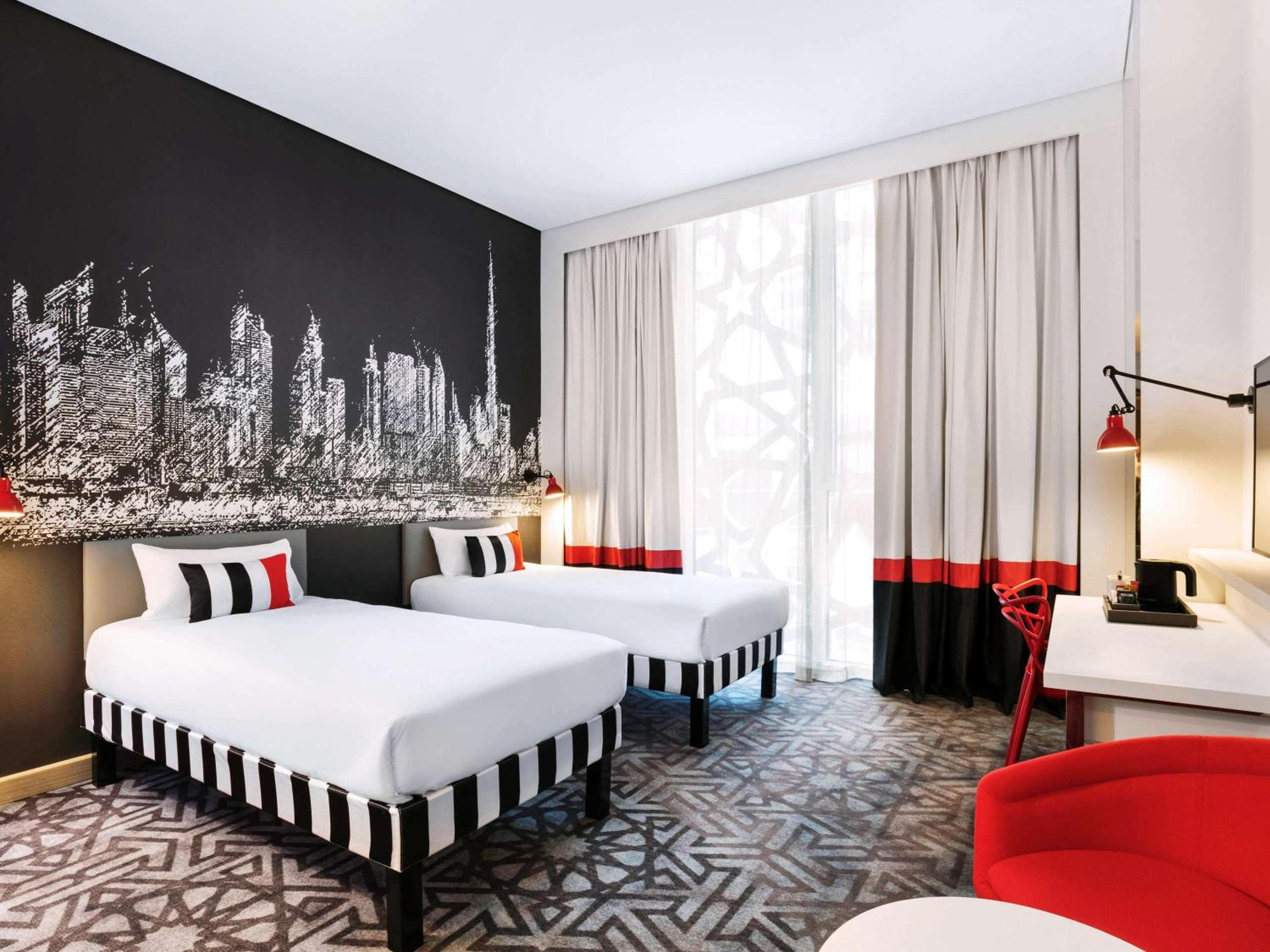 ibis Styles Dubai Airport Hotel — 10